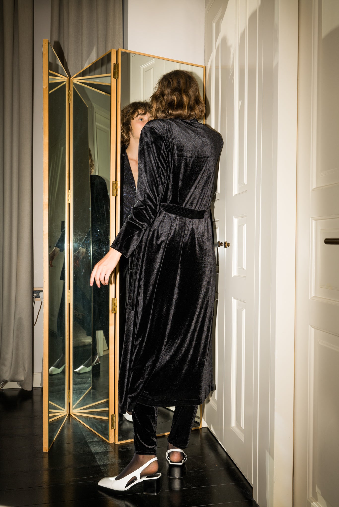 SABINA MUSAYEV - solid_velvet_black