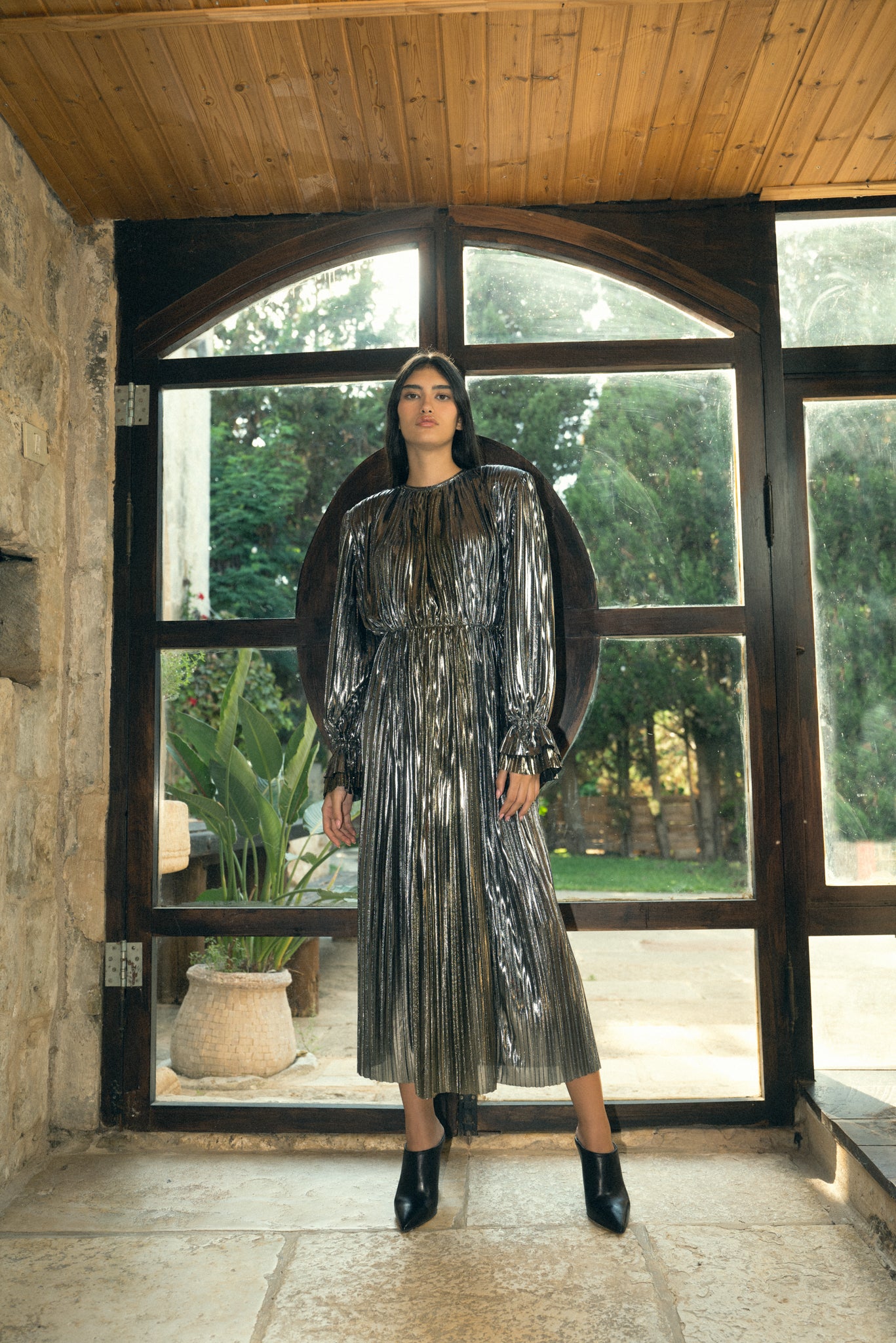 SABINA MUSAYEV - two_tone_pleated_knit_w_foil_gold_silver