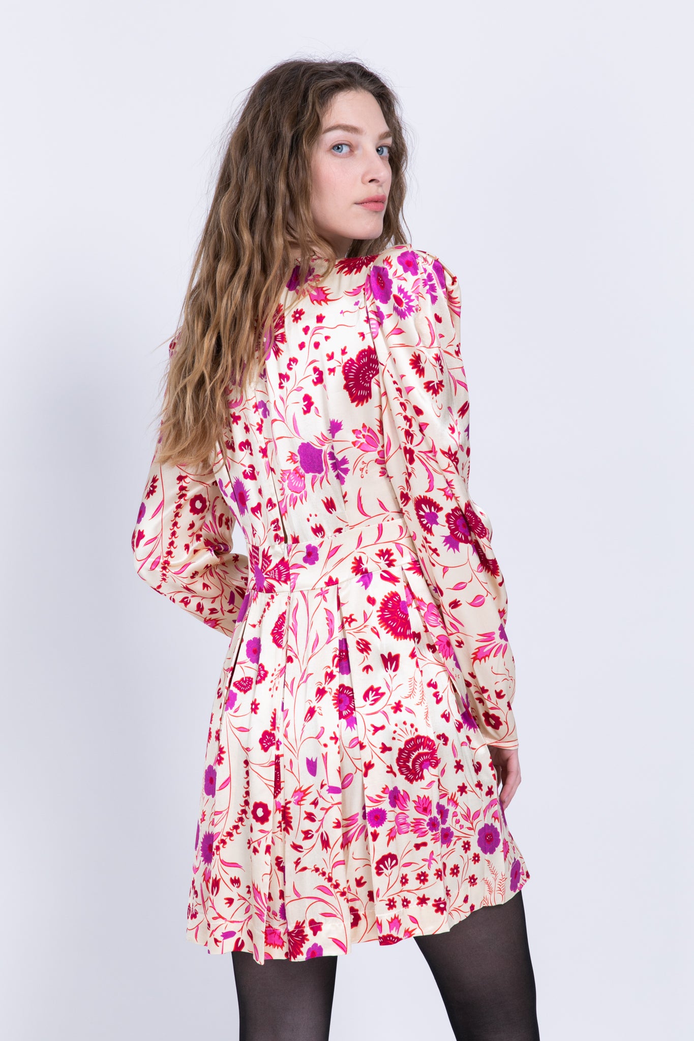 SABINA MUSAYEV - paisley_print_on_satin_ivory