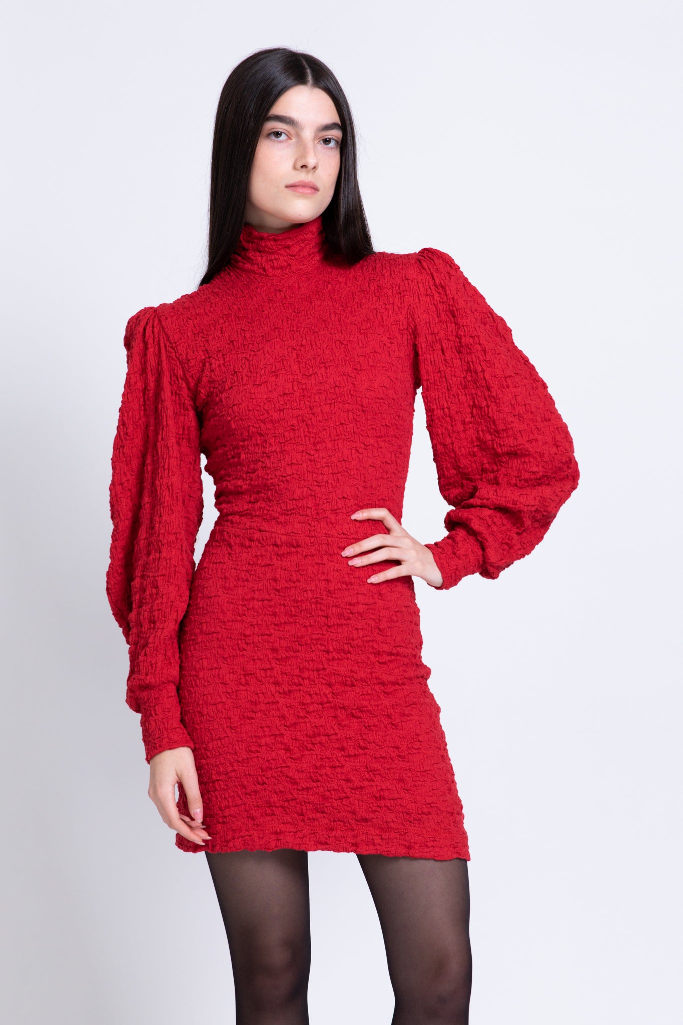 SABINA MUSAYEV - crinkled_knit_red