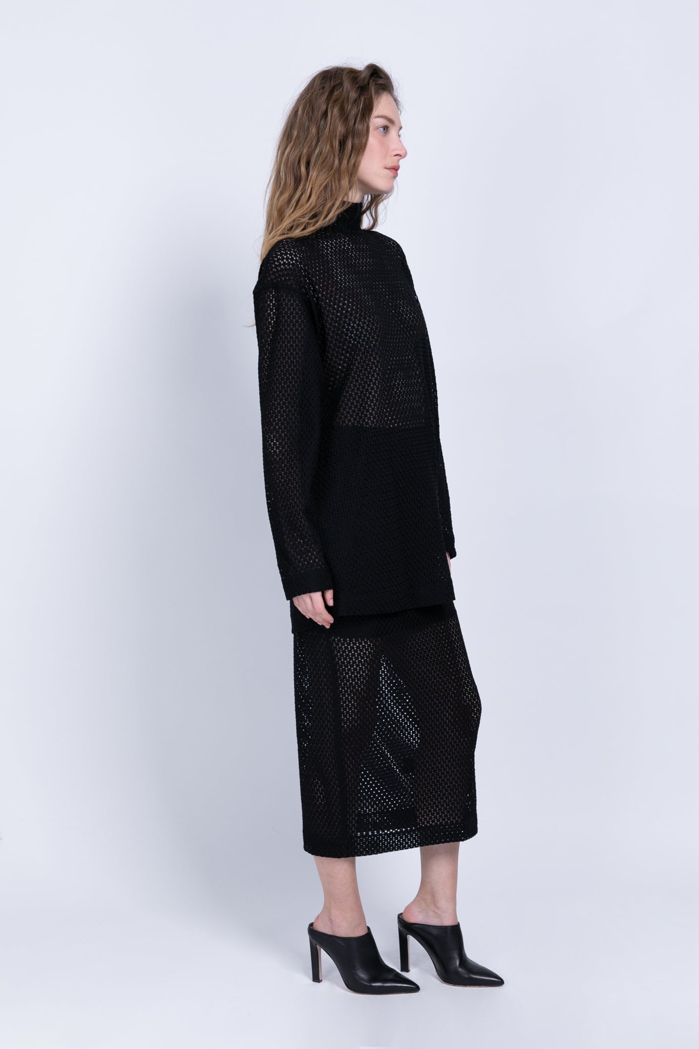 SABINA MUSAYEV - knit_crochet_black