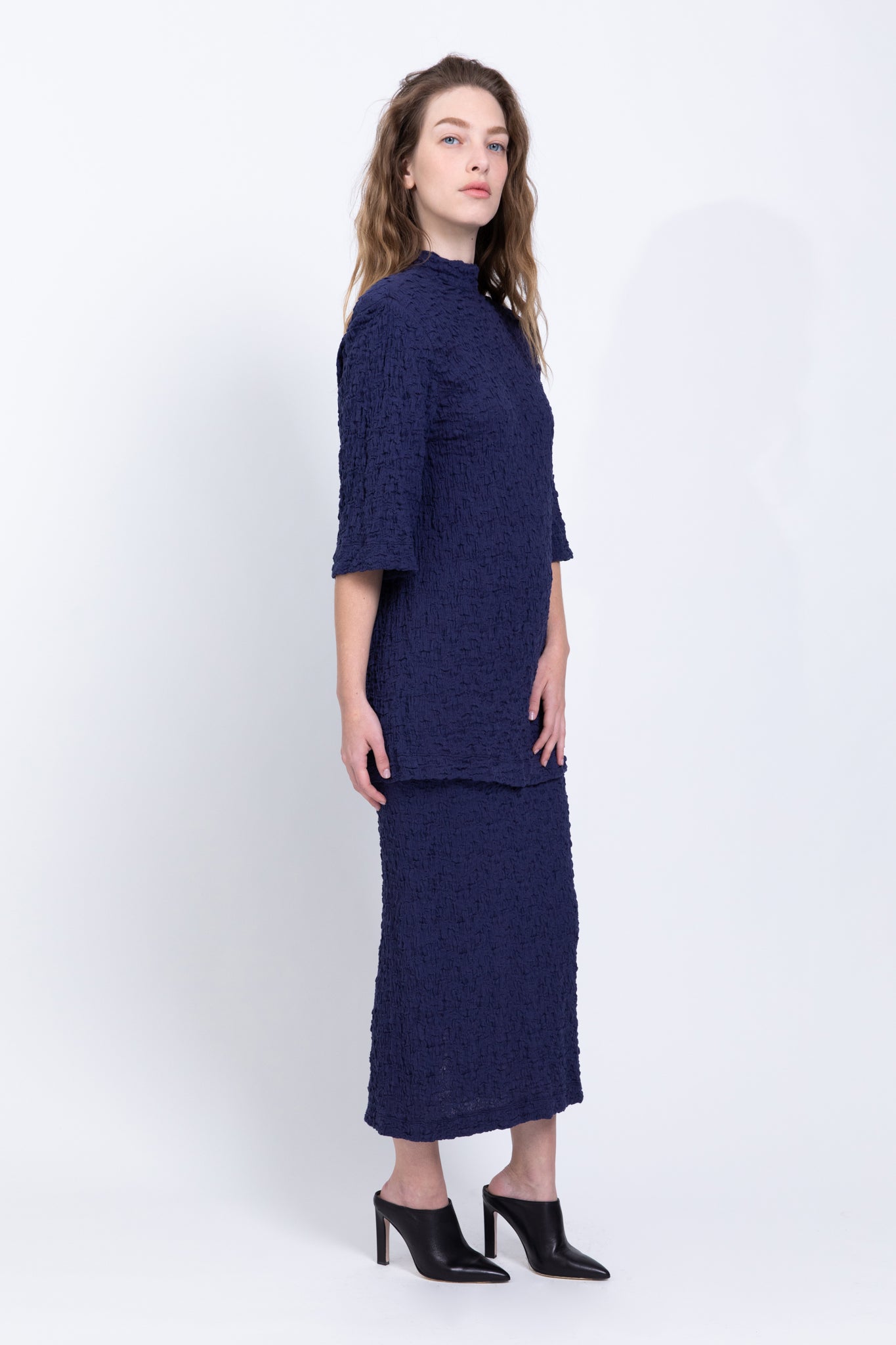 SABINA MUSAYEV - crinkled_knit_blue