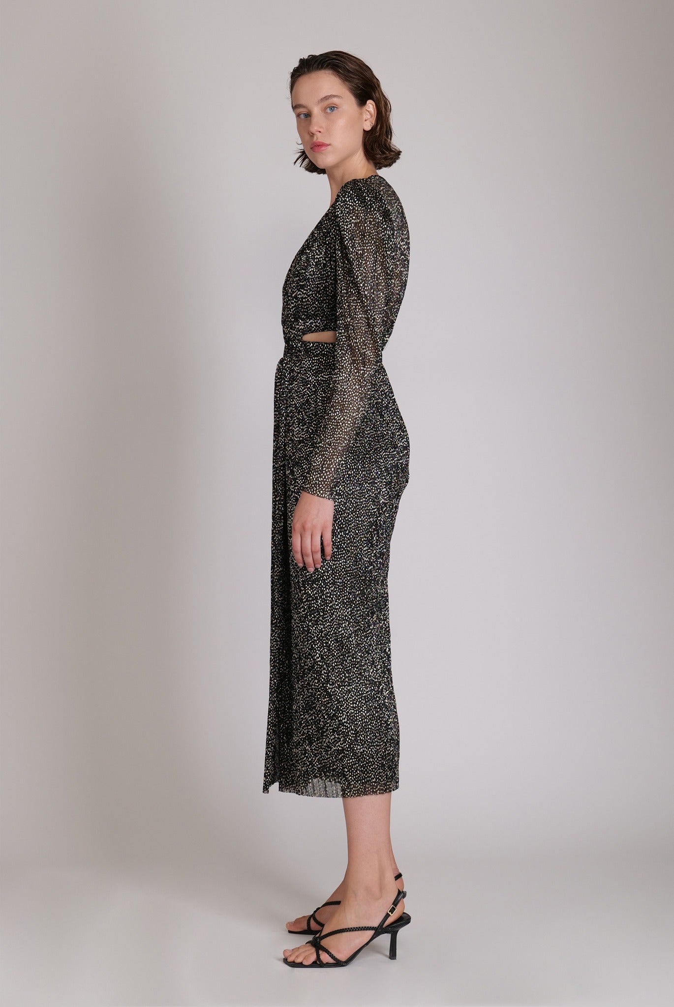 SABINA MUSAYEV - pleated_knit_w_speckled_foil_black