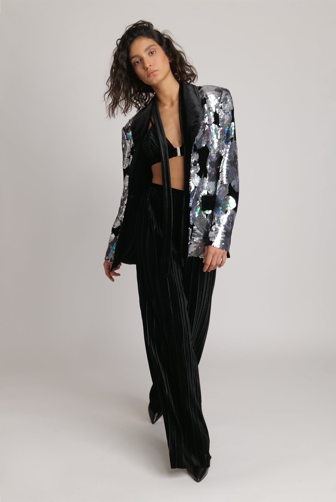 SABINA MUSAYEV - flora_sequins_on_velvet_multi_silver_fw_23_24