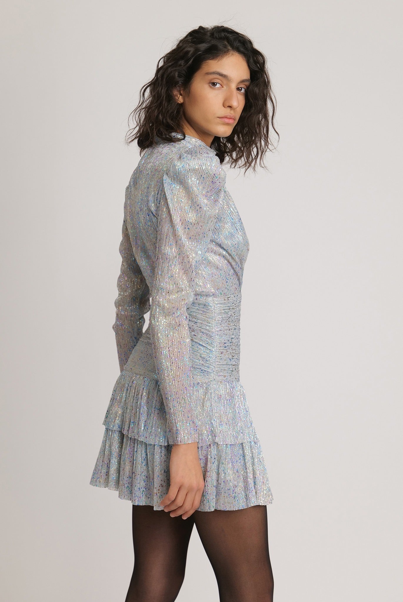 SABINA MUSAYEV - pleated_knit_w_multi_dot_foil_silver_mop_fw_23_24