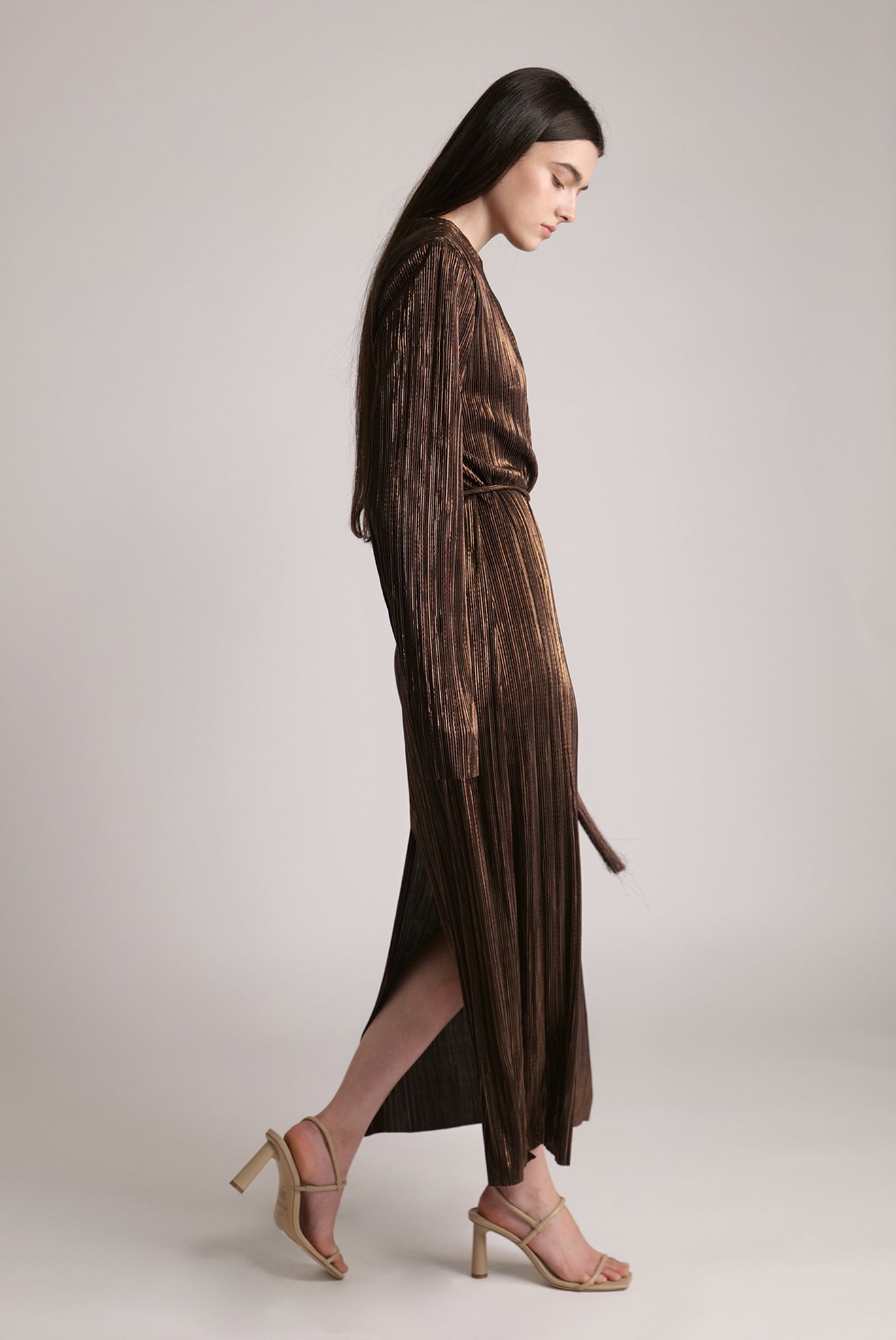 SABINA MUSAYEV - pleated_knit_w_foil_dark_brown_spring_24