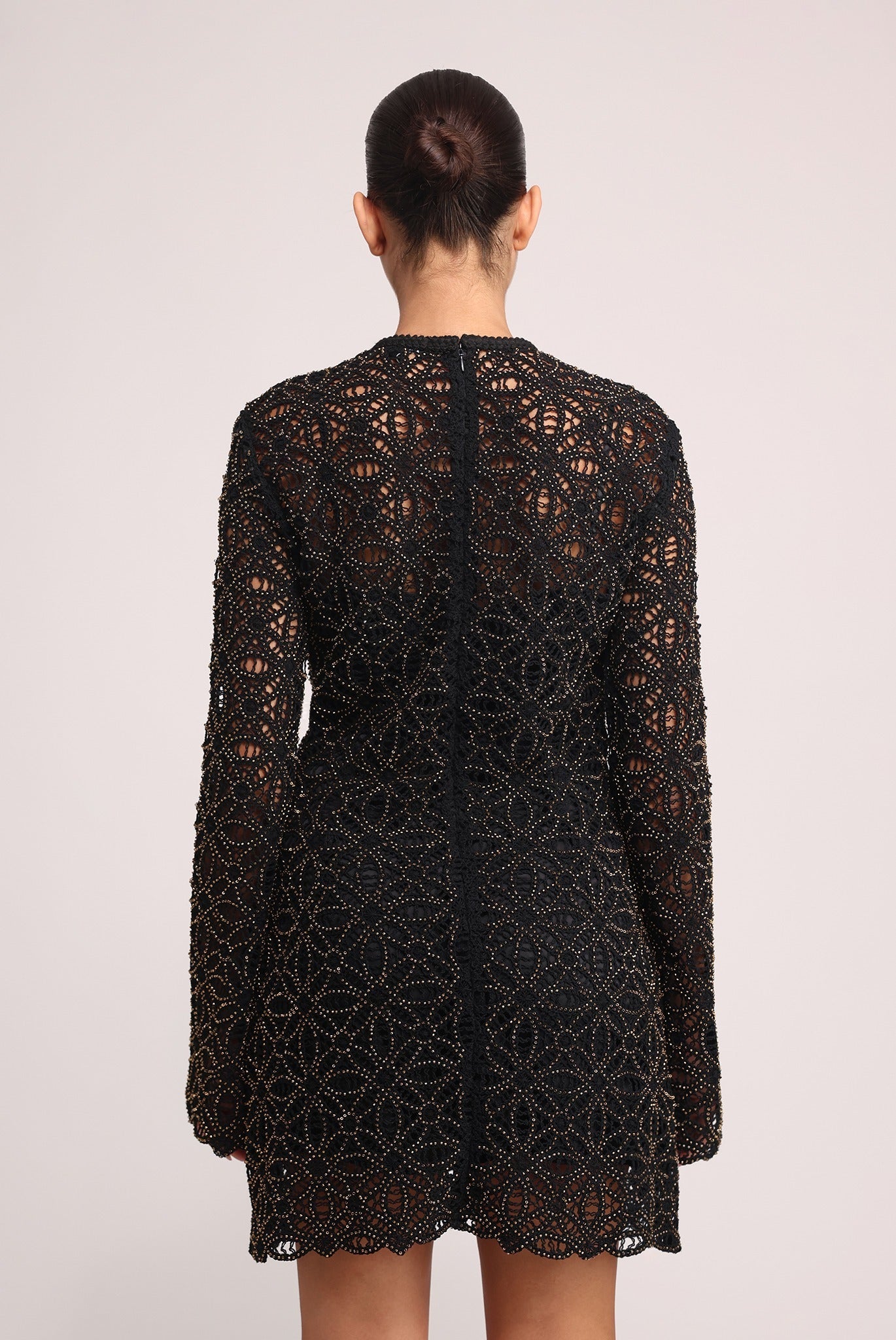 SABINA MUSAYEV - Beaded_crochet_black_summer_25