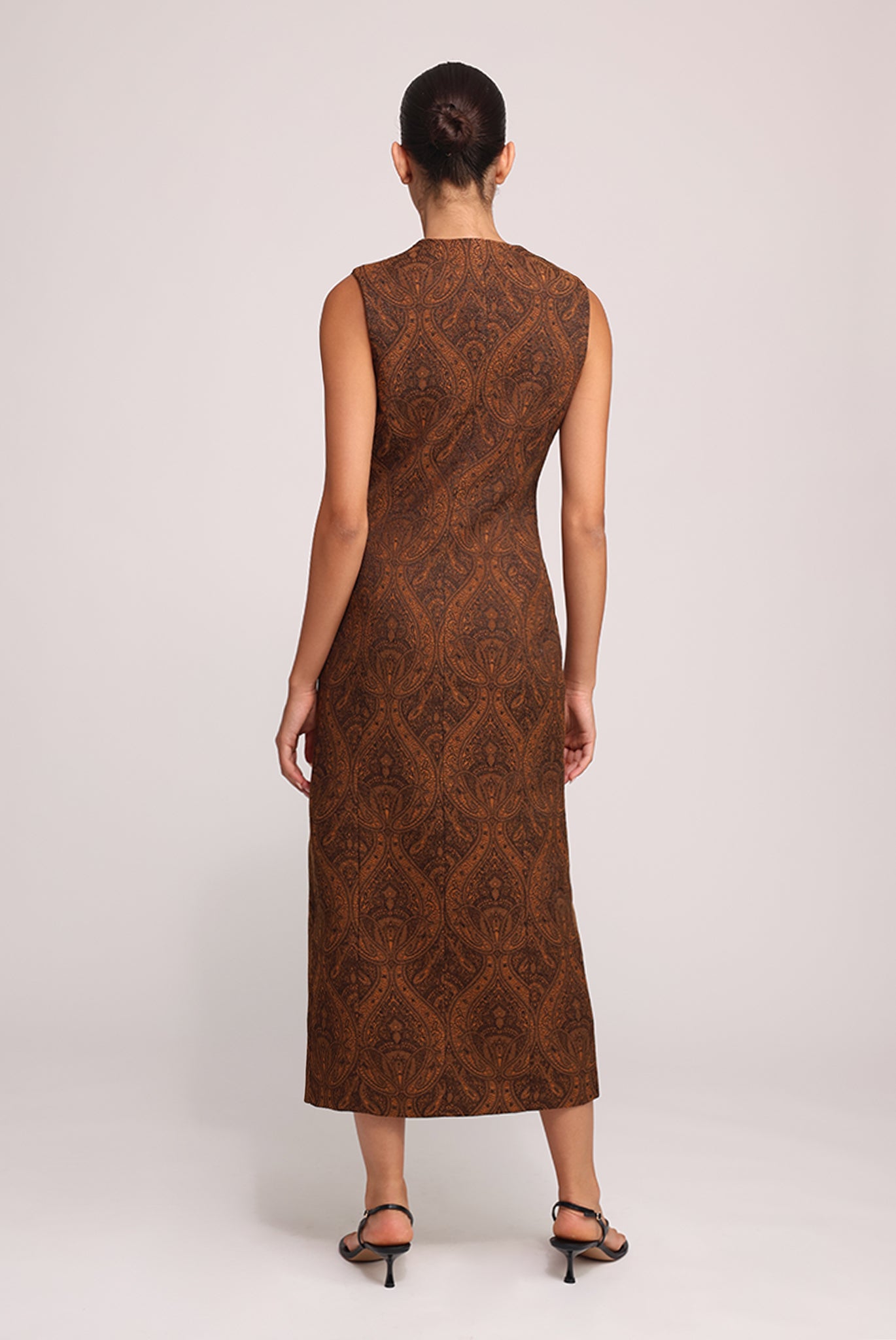 SABINA MUSAYEV - jacquard_paisley_black_rust_summer_25