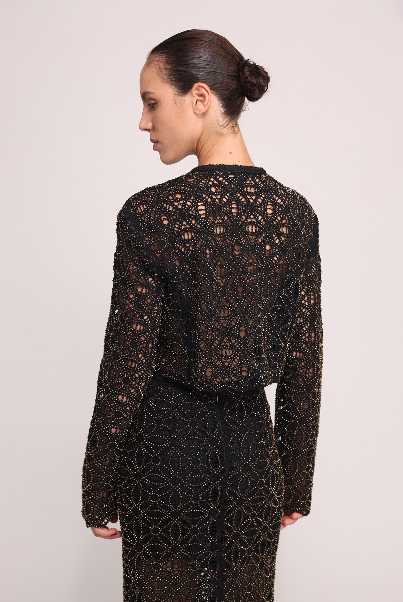 SABINA MUSAYEV - Beaded_crochet_black_summer_25