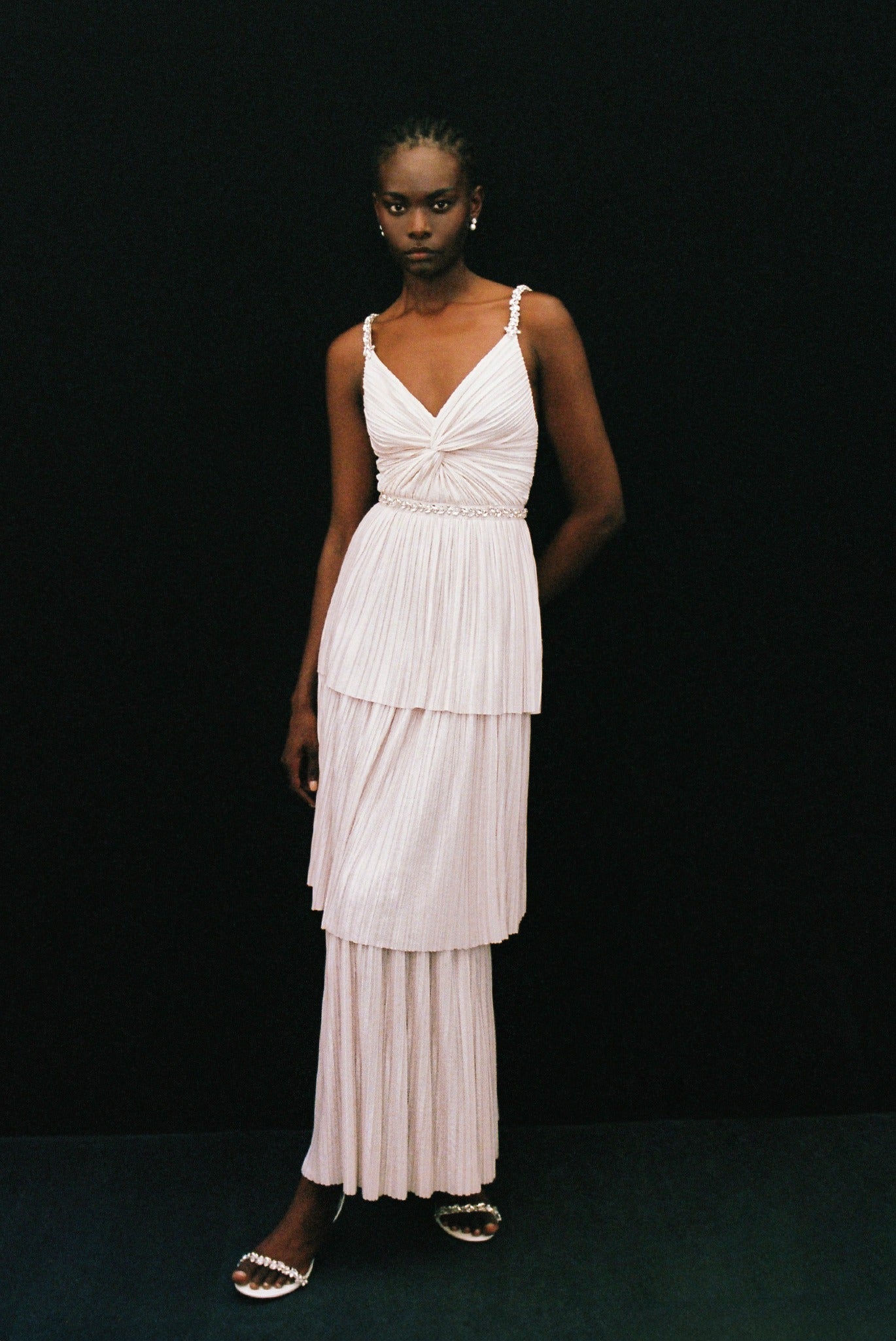 SABINA MUSAYEV - floral_embossed_pleated_knit_white_pearl_bridal_25