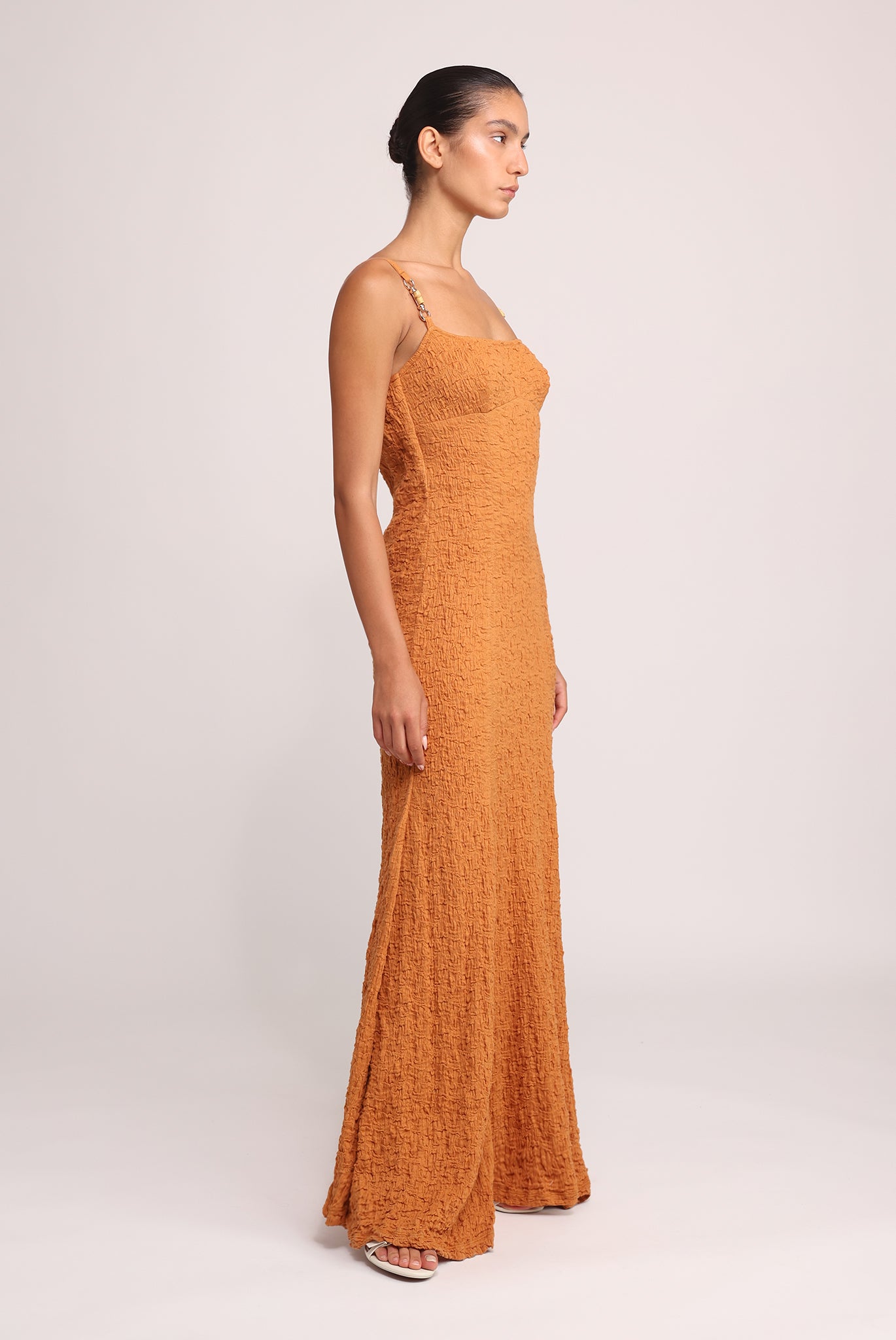 SABINA MUSAYEV - crinkled_knit_rust_summer_25