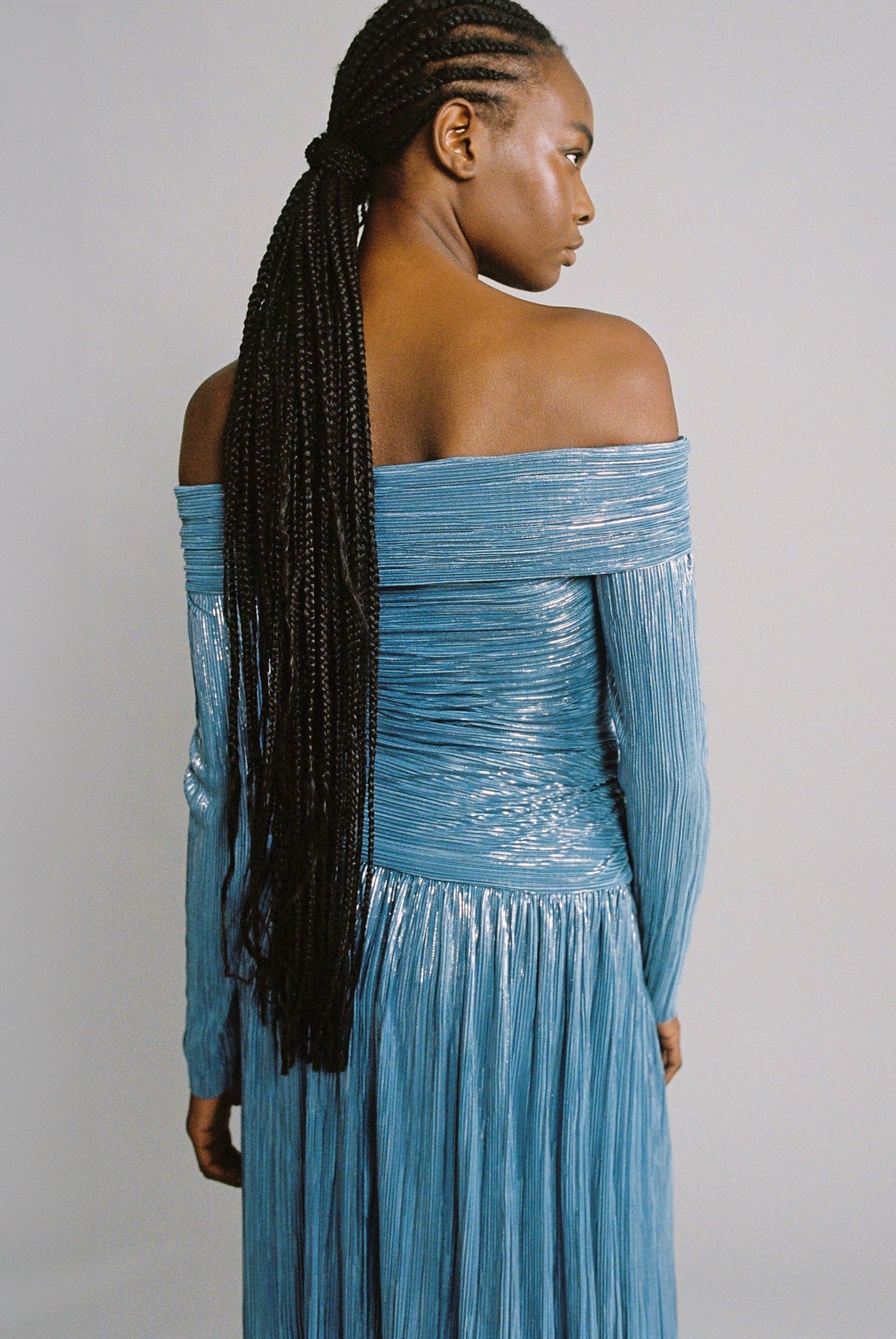 SABINA MUSAYEV - pleated_knit_w_foil_steel_blue_fw_24_25