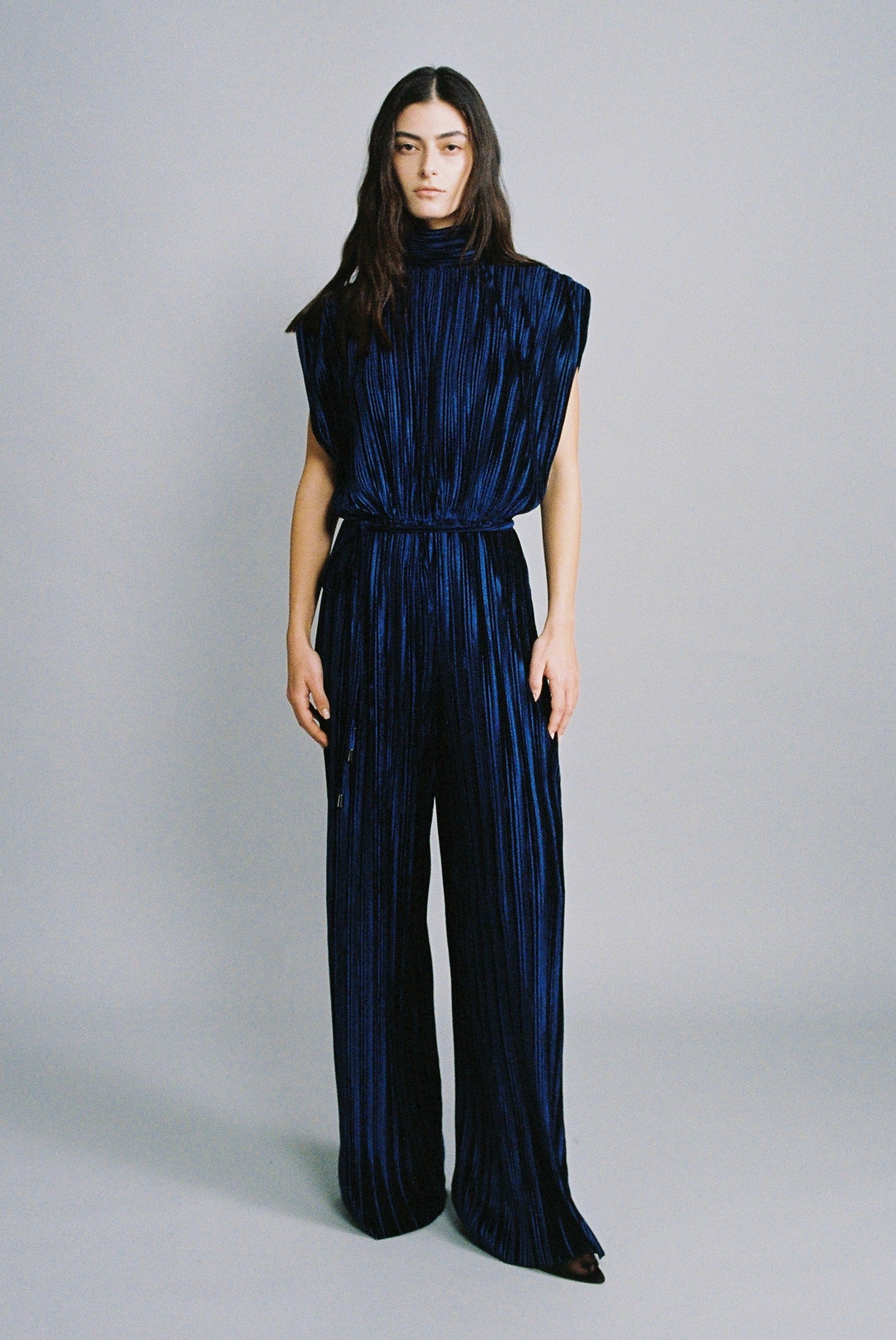 SABINA MUSAYEV - pleated_velvet_navy_fw_24_25