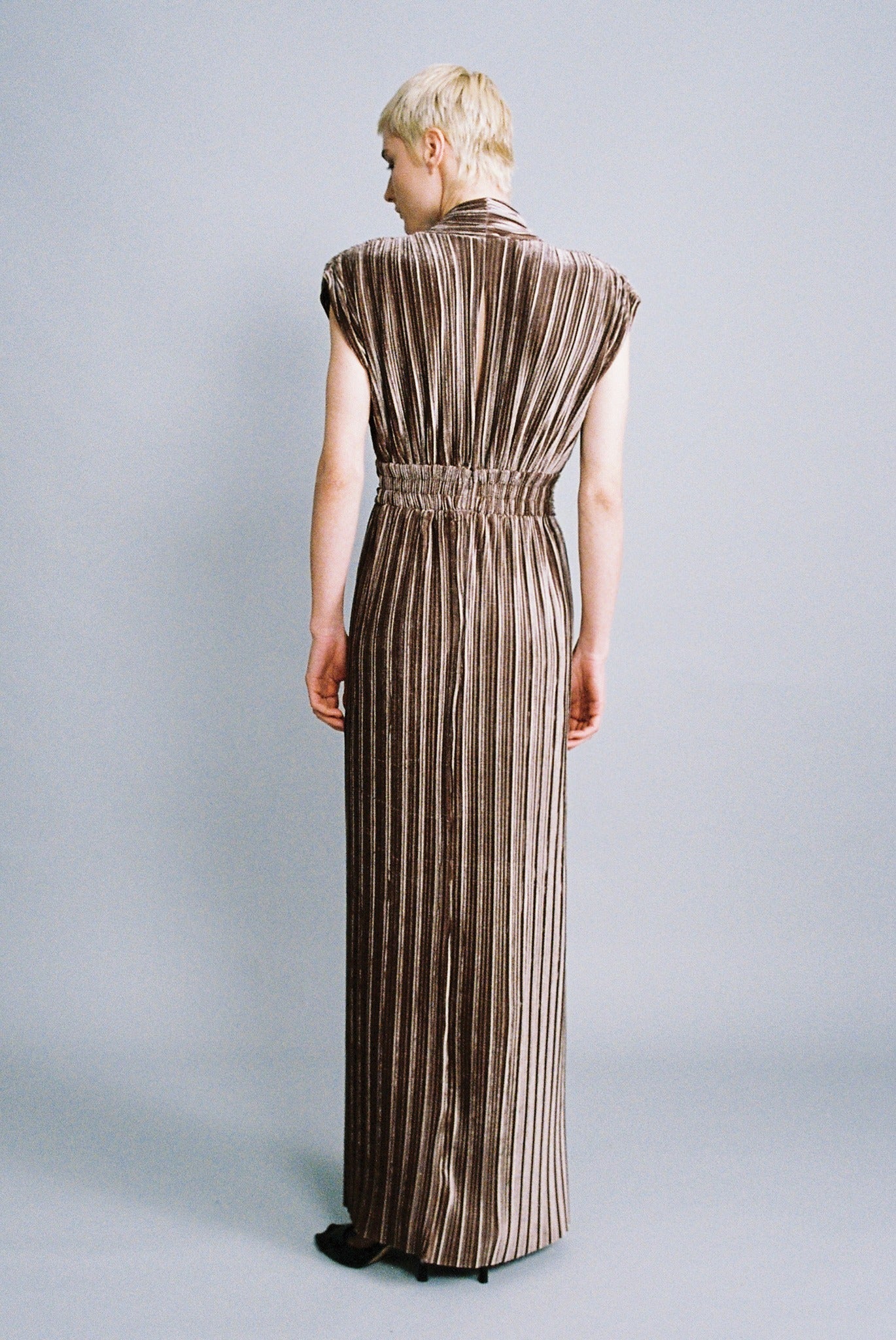 SABINA MUSAYEV - pleated_velvet_brown_fw_24_25