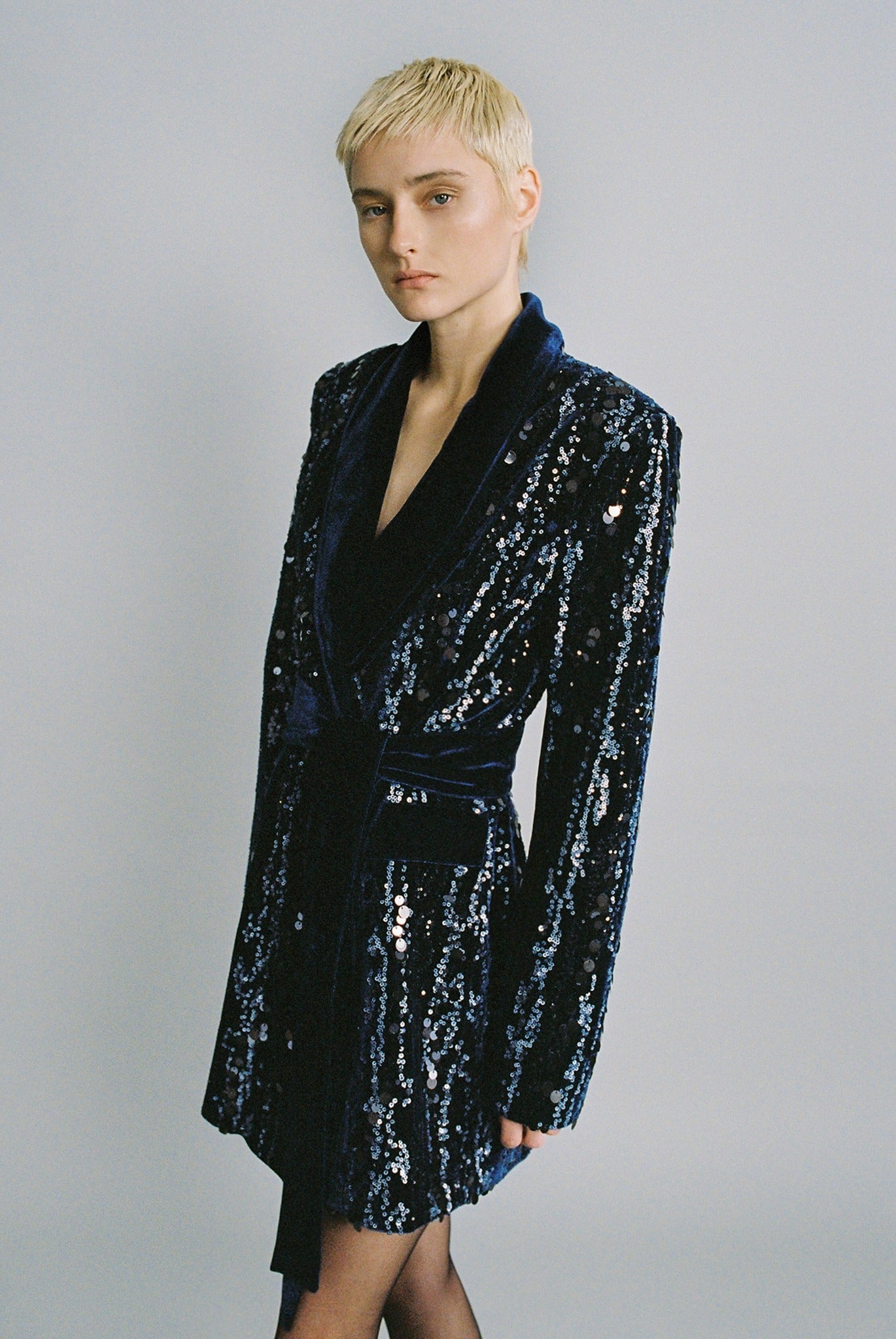 SABINA MUSAYEV - stripe_sequins_on_velvet_navy_fw_24_25