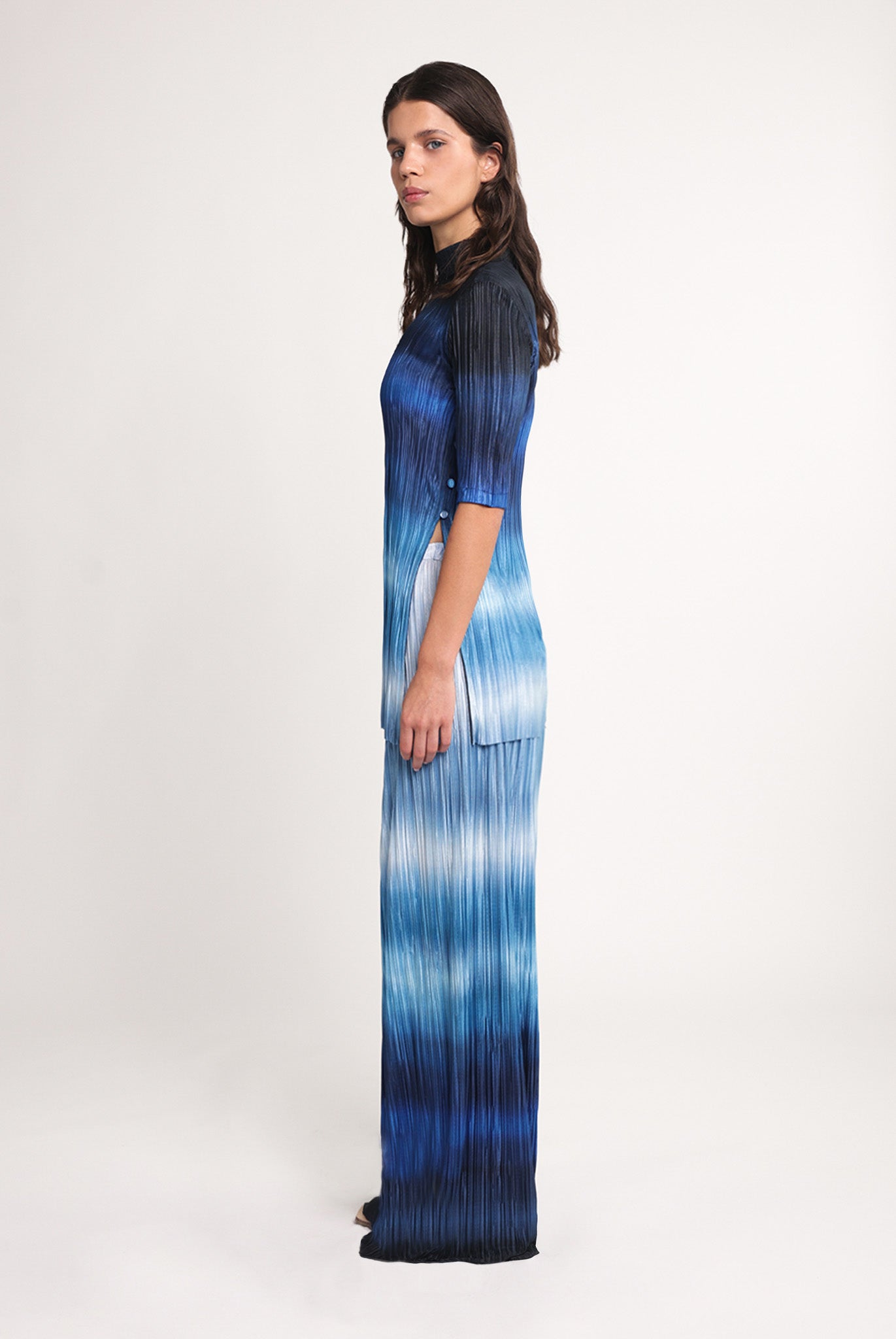 SABINA MUSAYEV - gradient_print_blue_print_spring_25