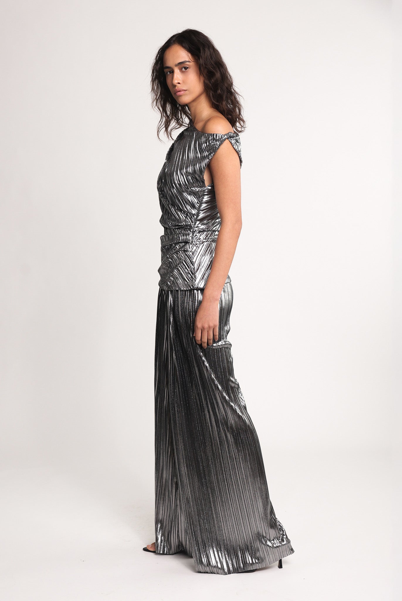 SABINA MUSAYEV - foil_pleated_knit_dark_silver_spring_25