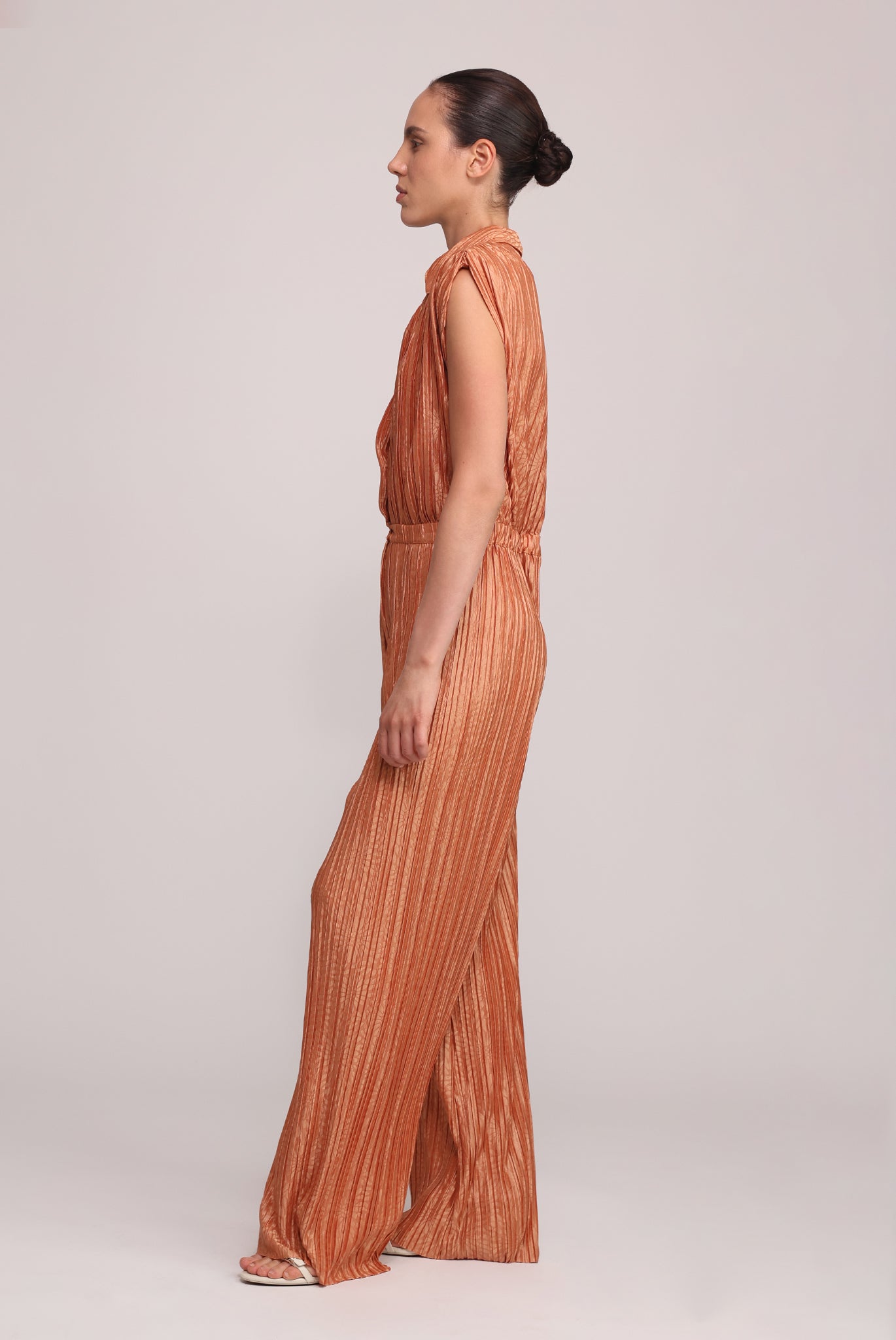 SABINA MUSAYEV - floral_embossed_pleated_knit_caramel_summer_25