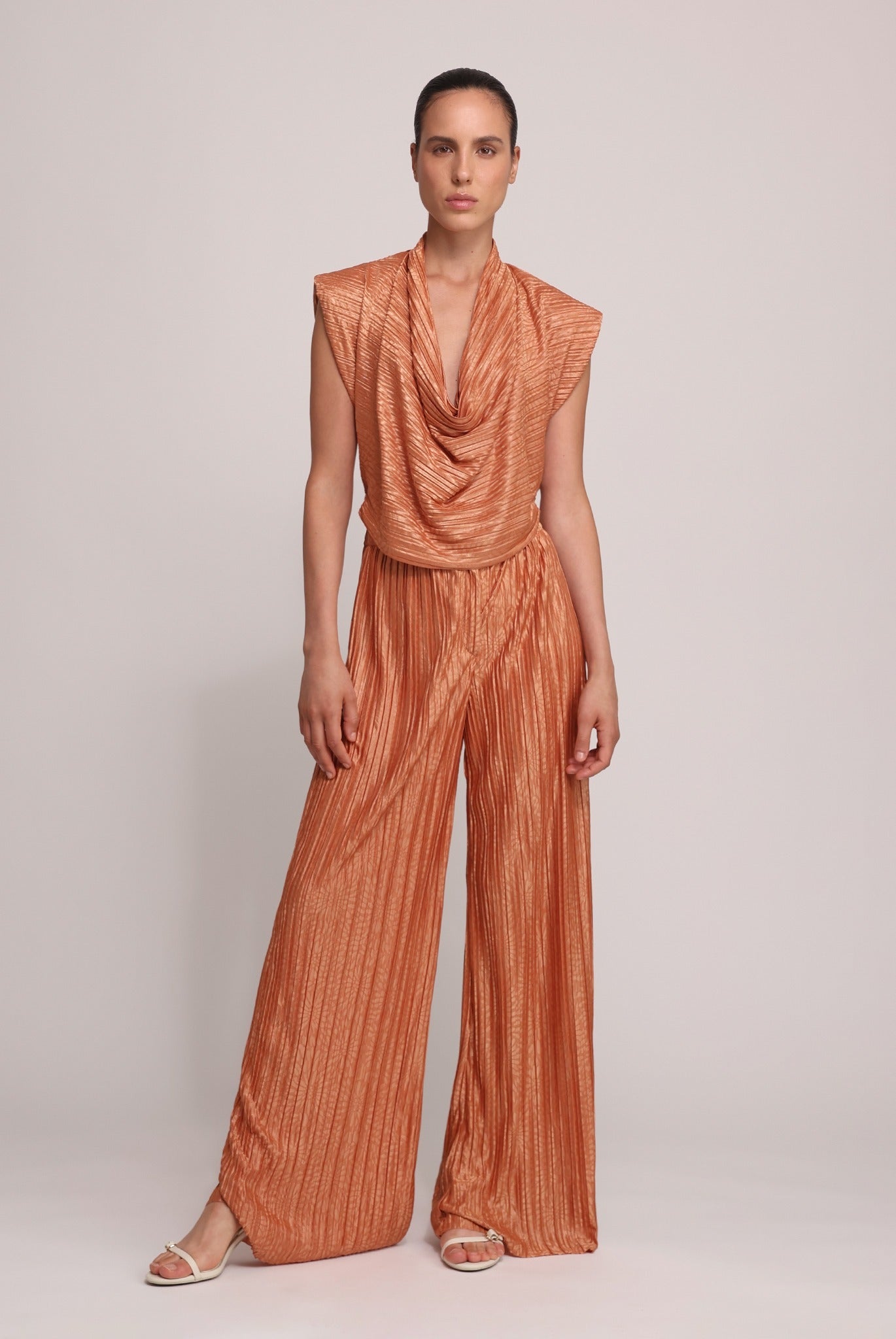 SABINA MUSAYEV - floral_embossed_pleated_knit_caramel_summer_25