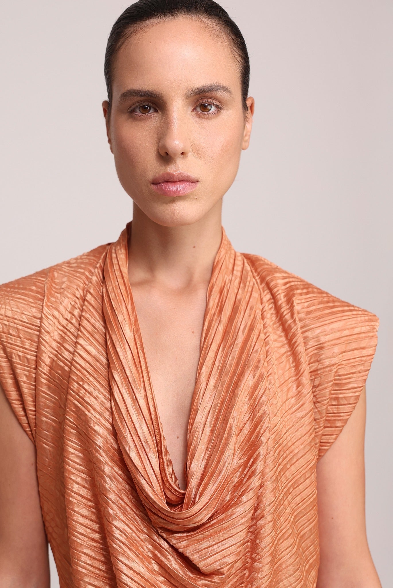 SABINA MUSAYEV - floral_embossed_pleated_knit_caramel_summer_25