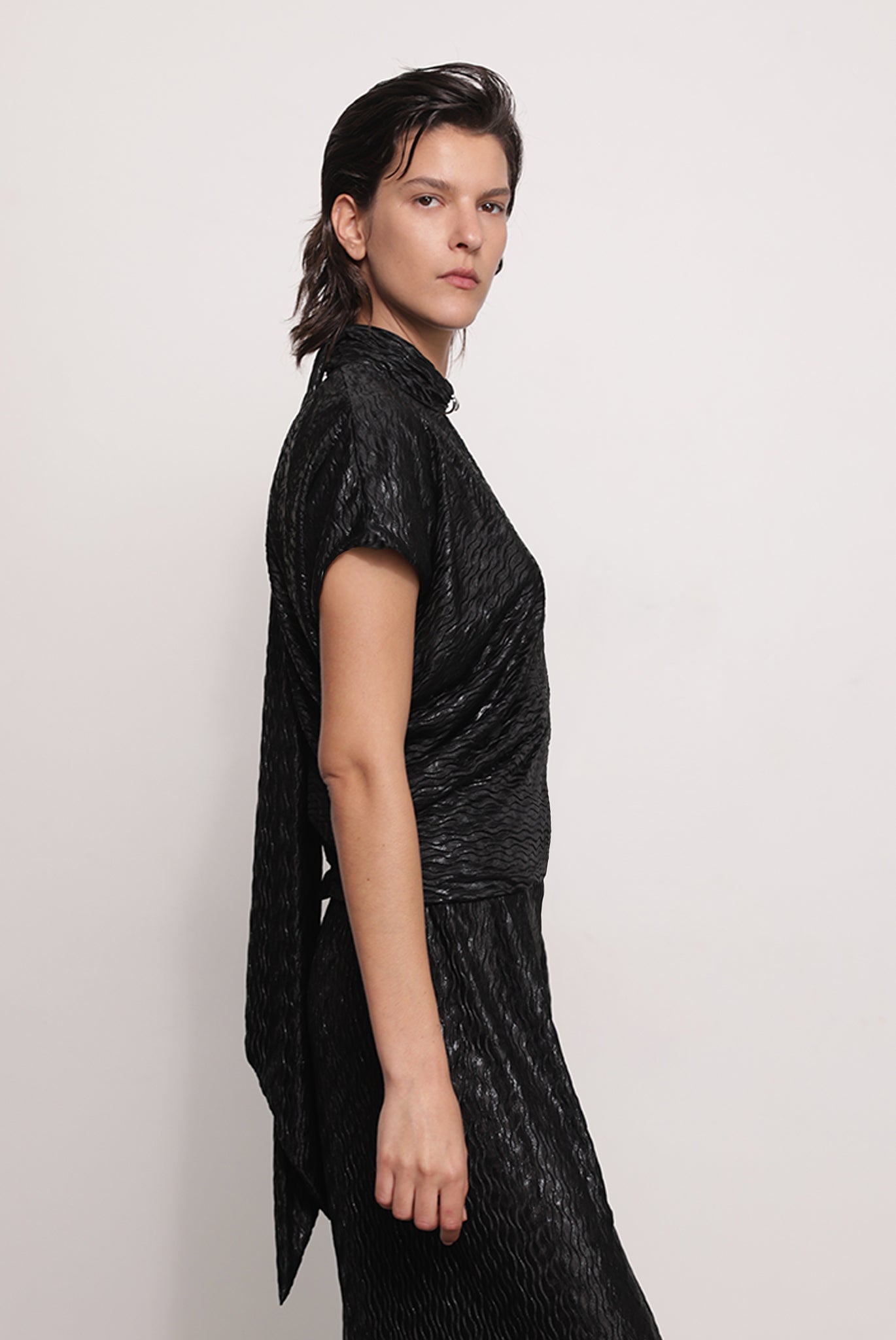 SABINA MUSAYEV - pleated_knit_w._foil_black_fw_25_26