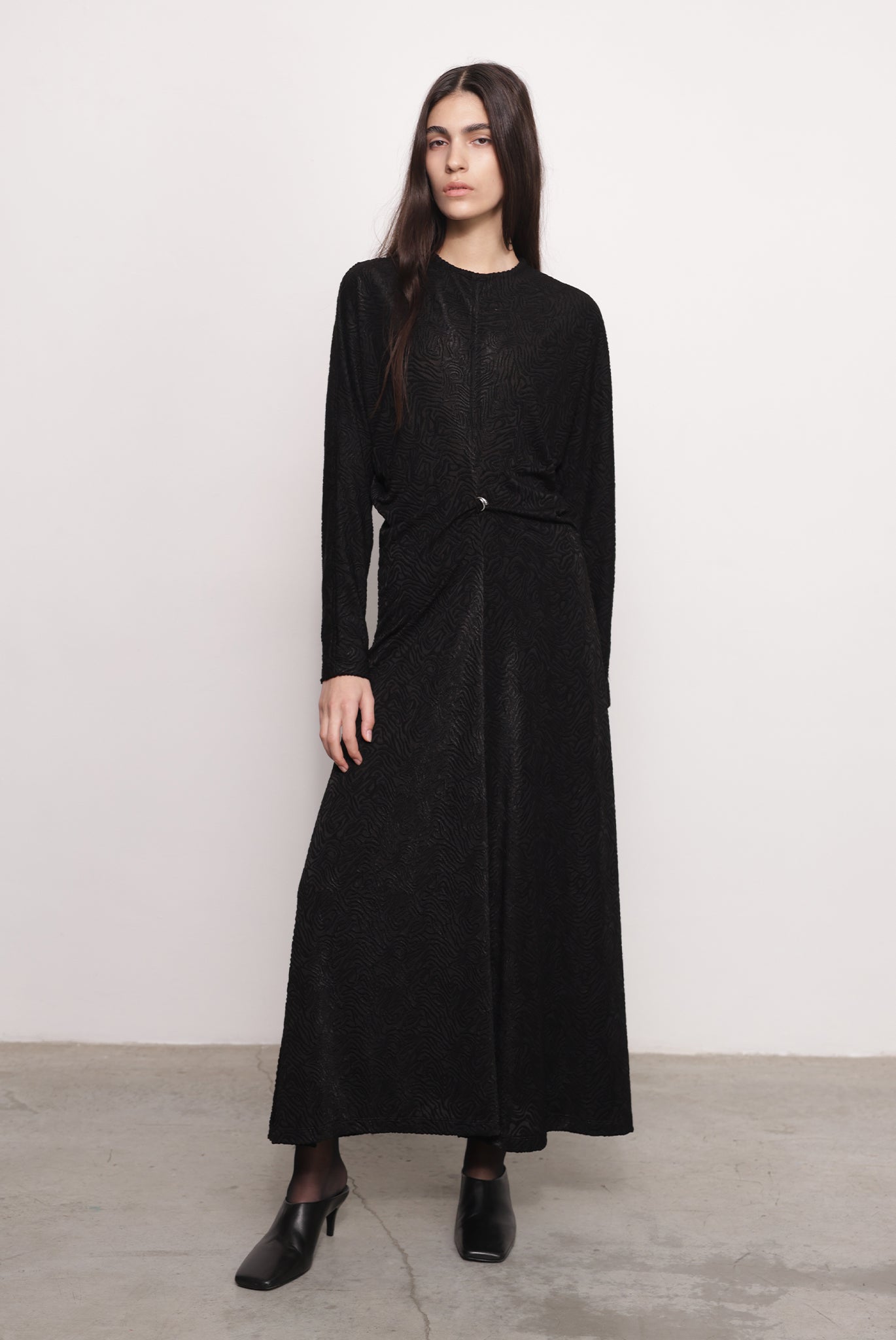 SABINA MUSAYEV - textured_knit_black_fw_25_26