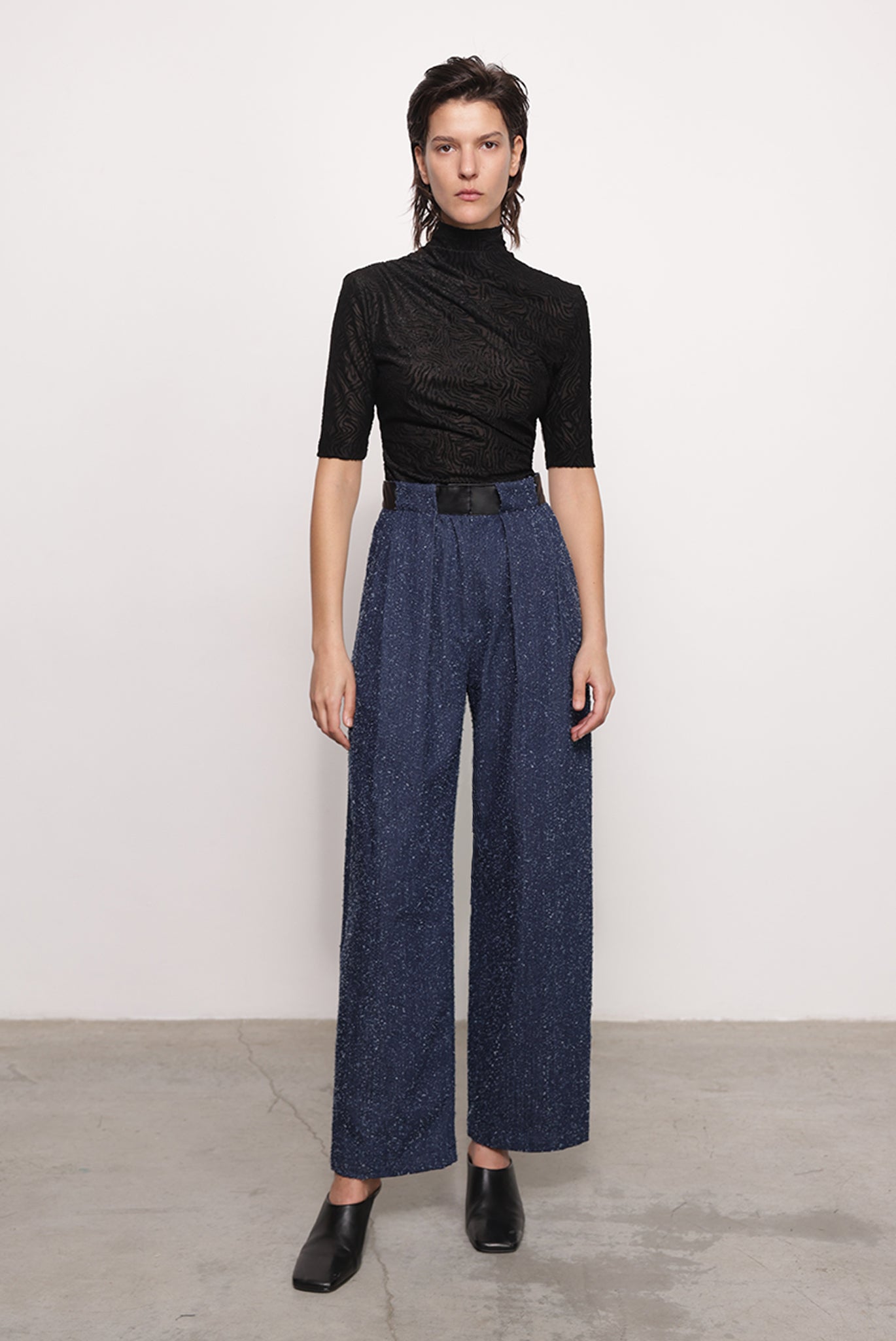 SABINA MUSAYEV - textured_knit_black_fw_25_26