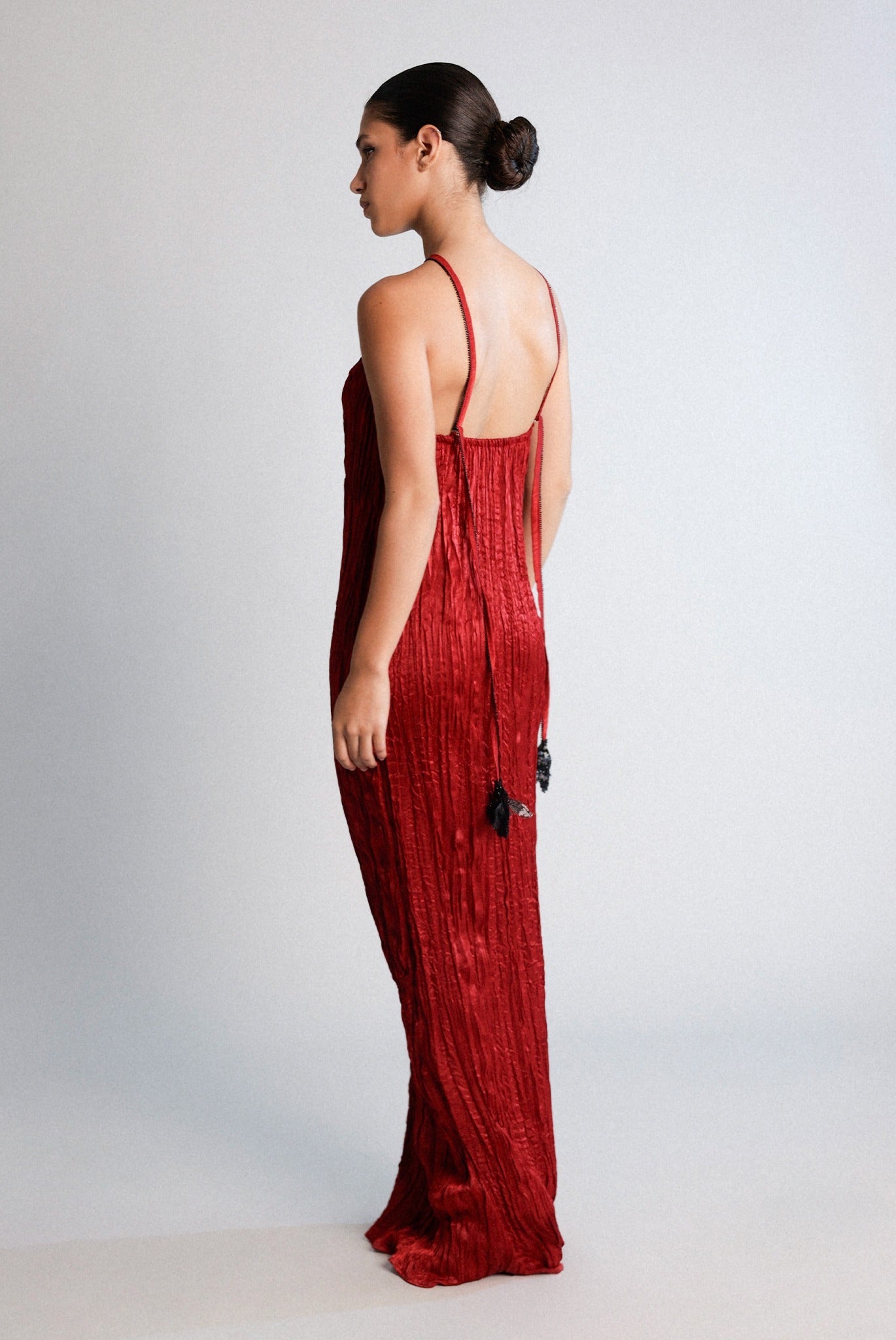 SABINA MUSAYEV - crinkled_satin_red_pre_spring_26