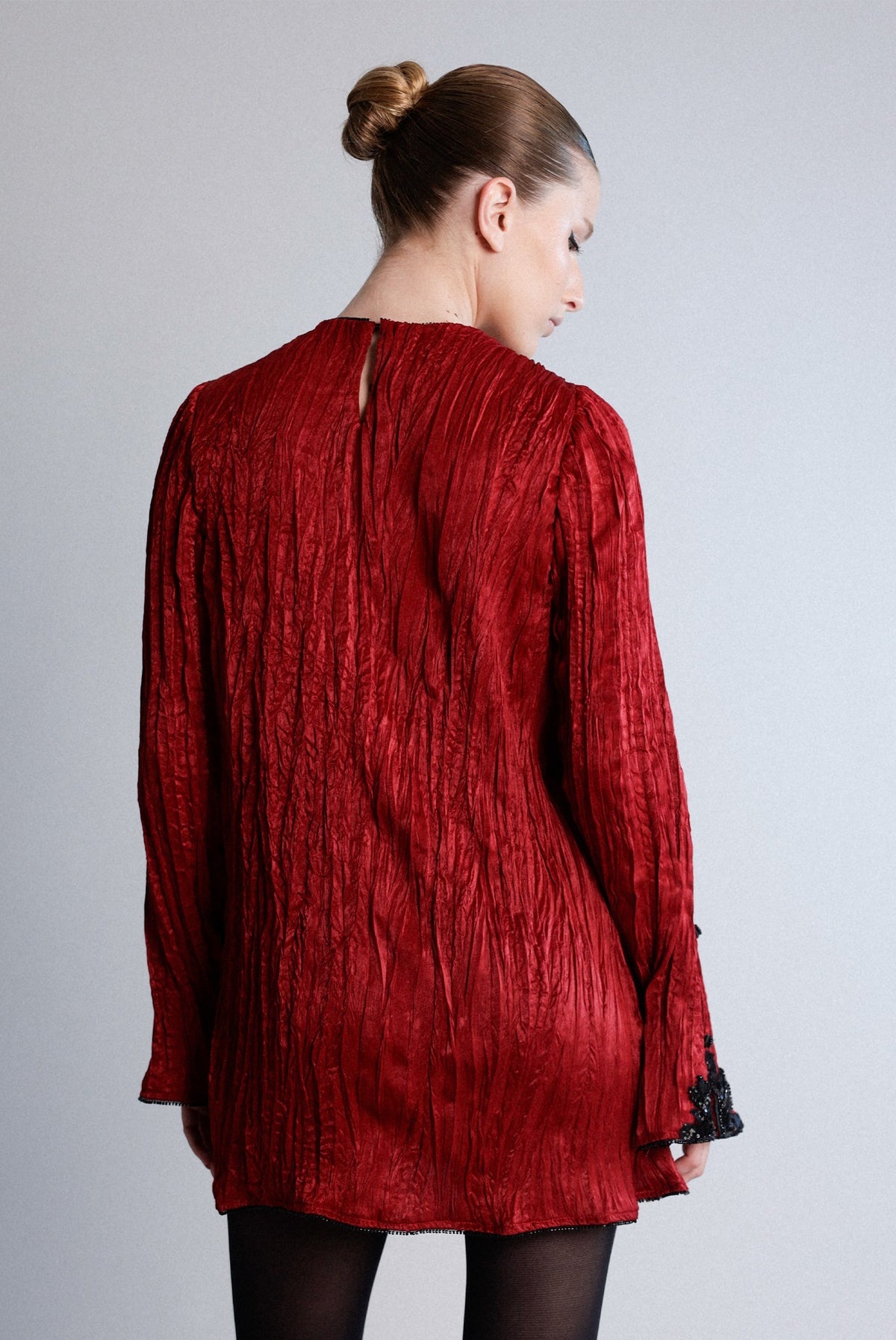 SABINA MUSAYEV - crinkled_satin_red_pre_spring_26