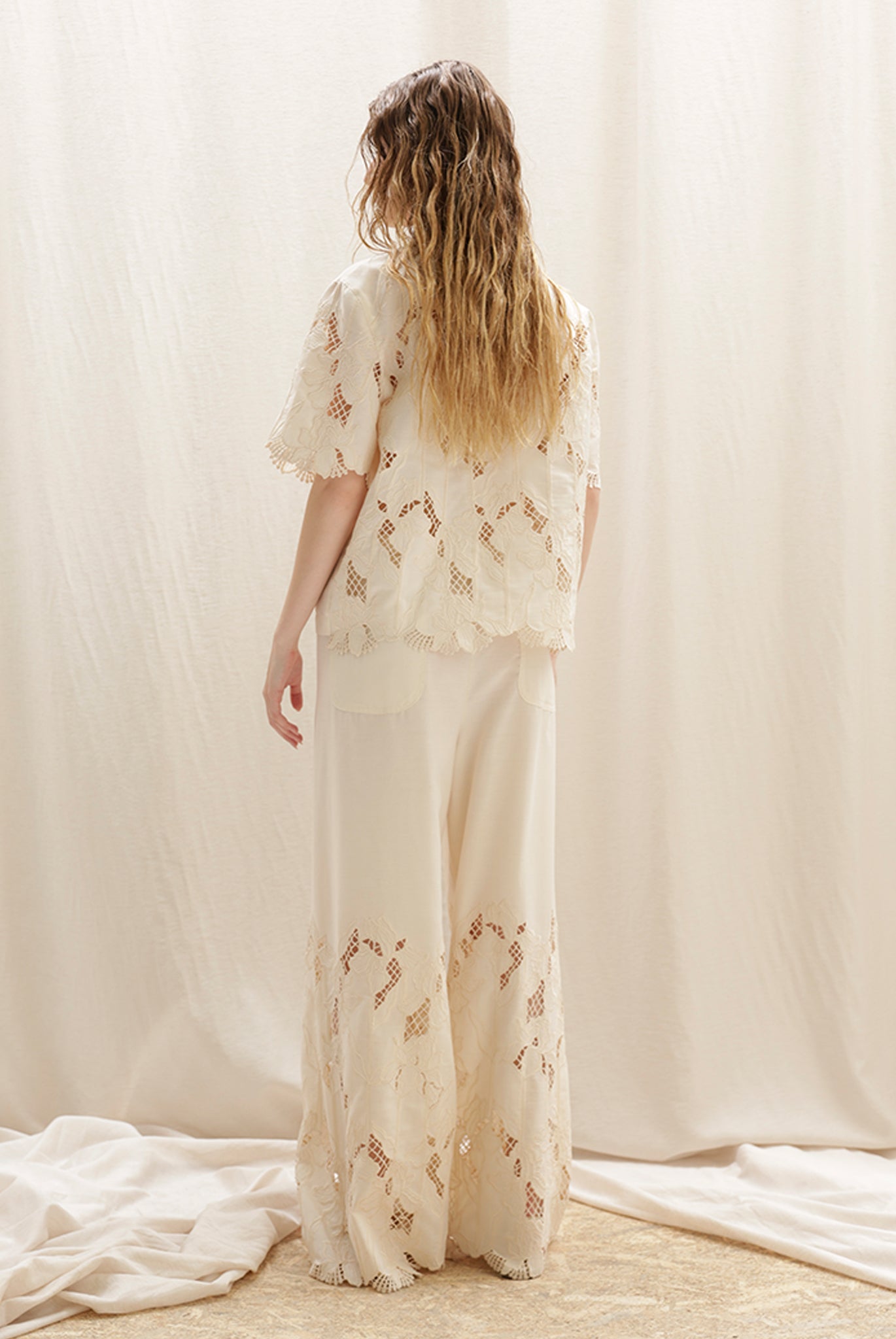 SABINA MUSAYEV - embroidered_poplin_ivory_pre_spring_26