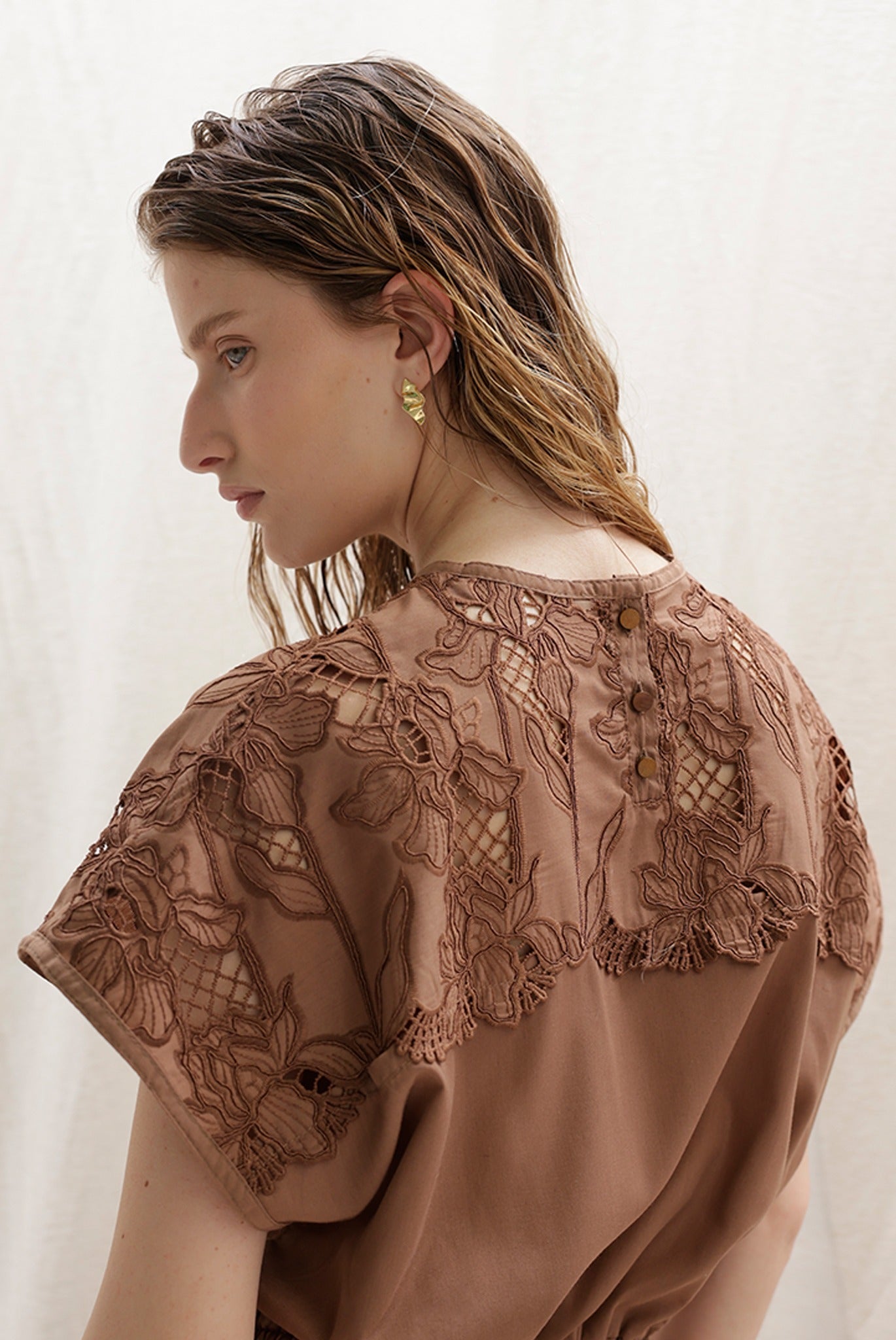 SABINA MUSAYEV - embroidered_poplin_mocha_pre_spring_26