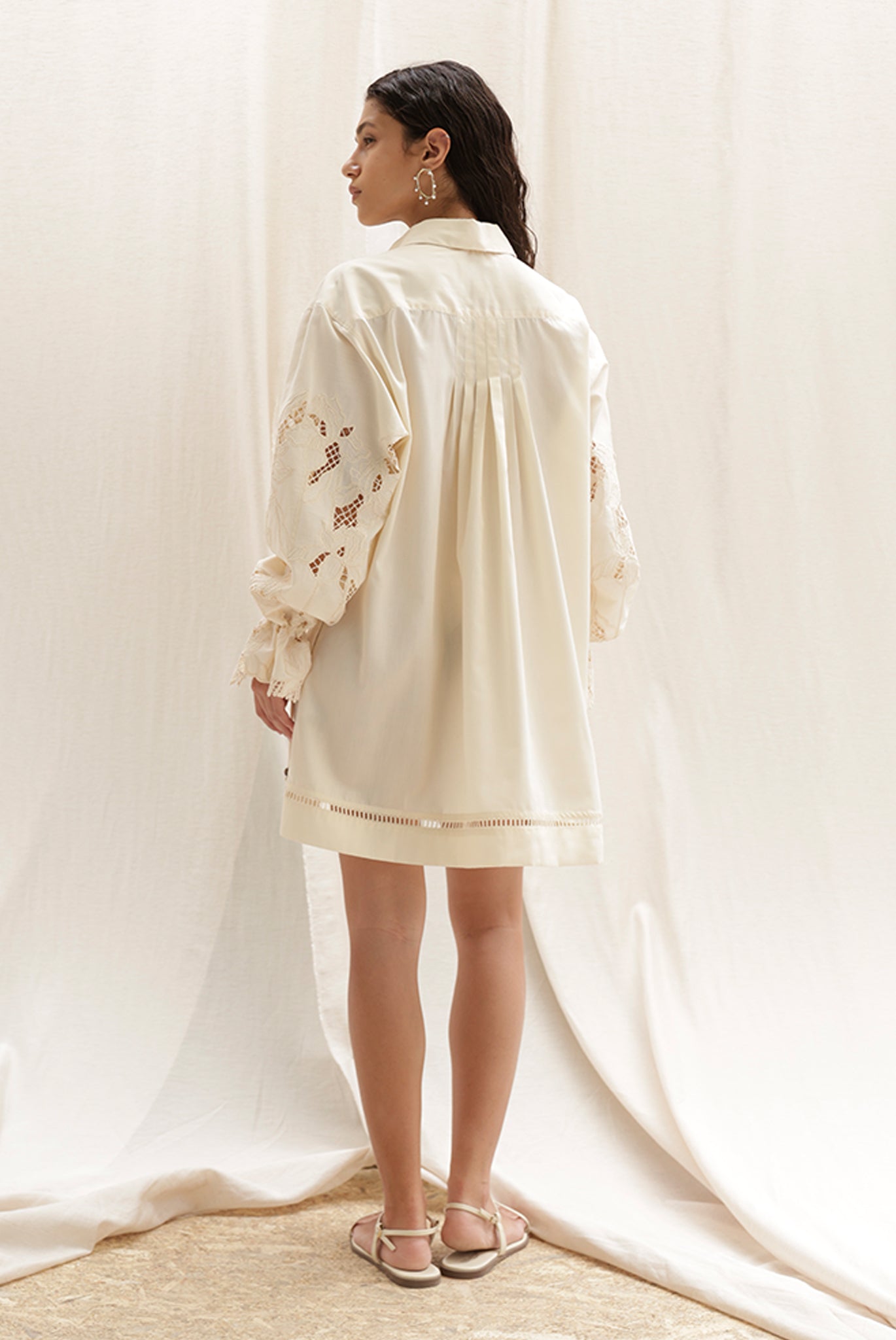 SABINA MUSAYEV - embroidered_poplin_ivory_pre_spring_26