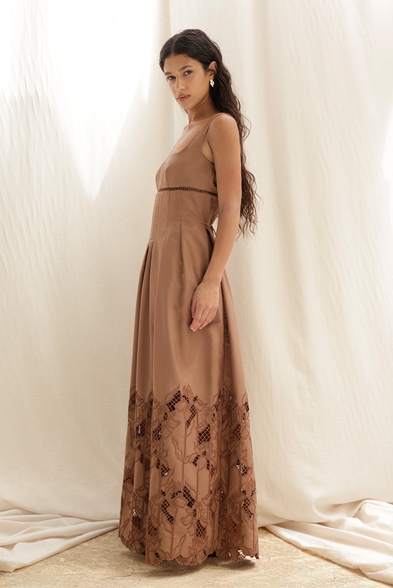 SABINA MUSAYEV - embroidered_poplin_mocha_pre_spring_26
