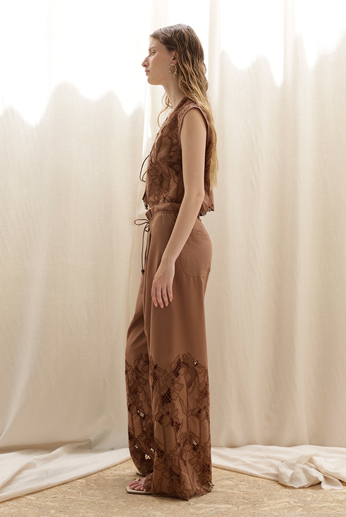 SABINA MUSAYEV - embroidered_poplin_mocha_pre_spring_26