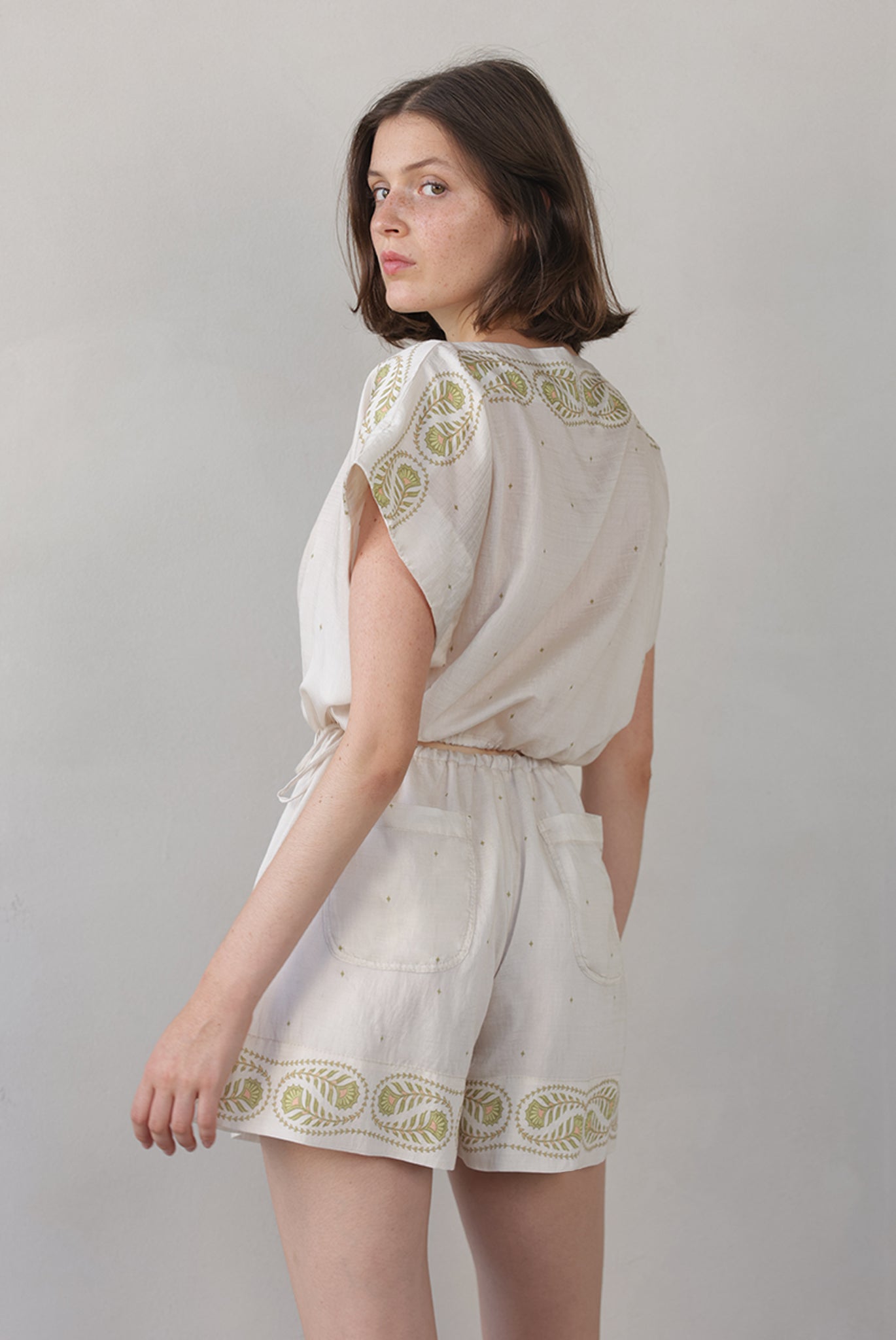 SABINA MUSAYEV - paisley_print_off_white_print_summer_26