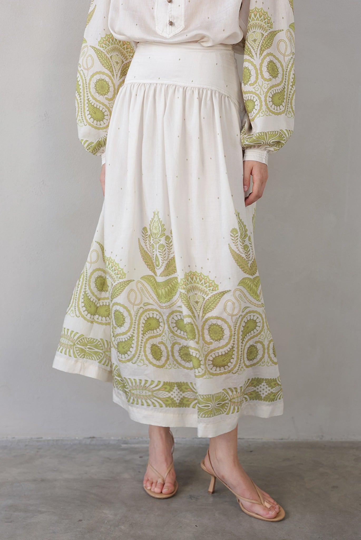 SABINA MUSAYEV - paisley_print_off_white_print_summer_26