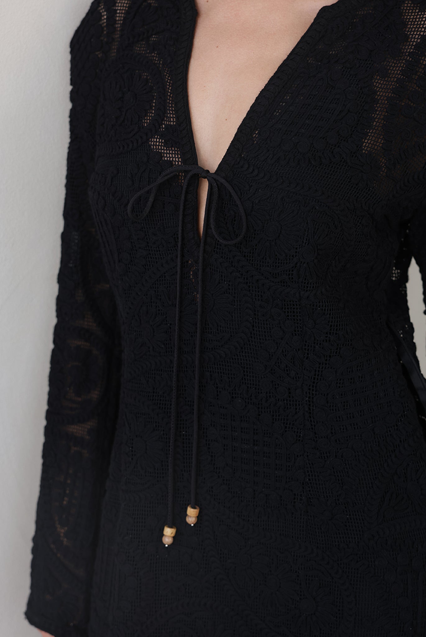 SABINA MUSAYEV - paisley_crochet_black_summer_26