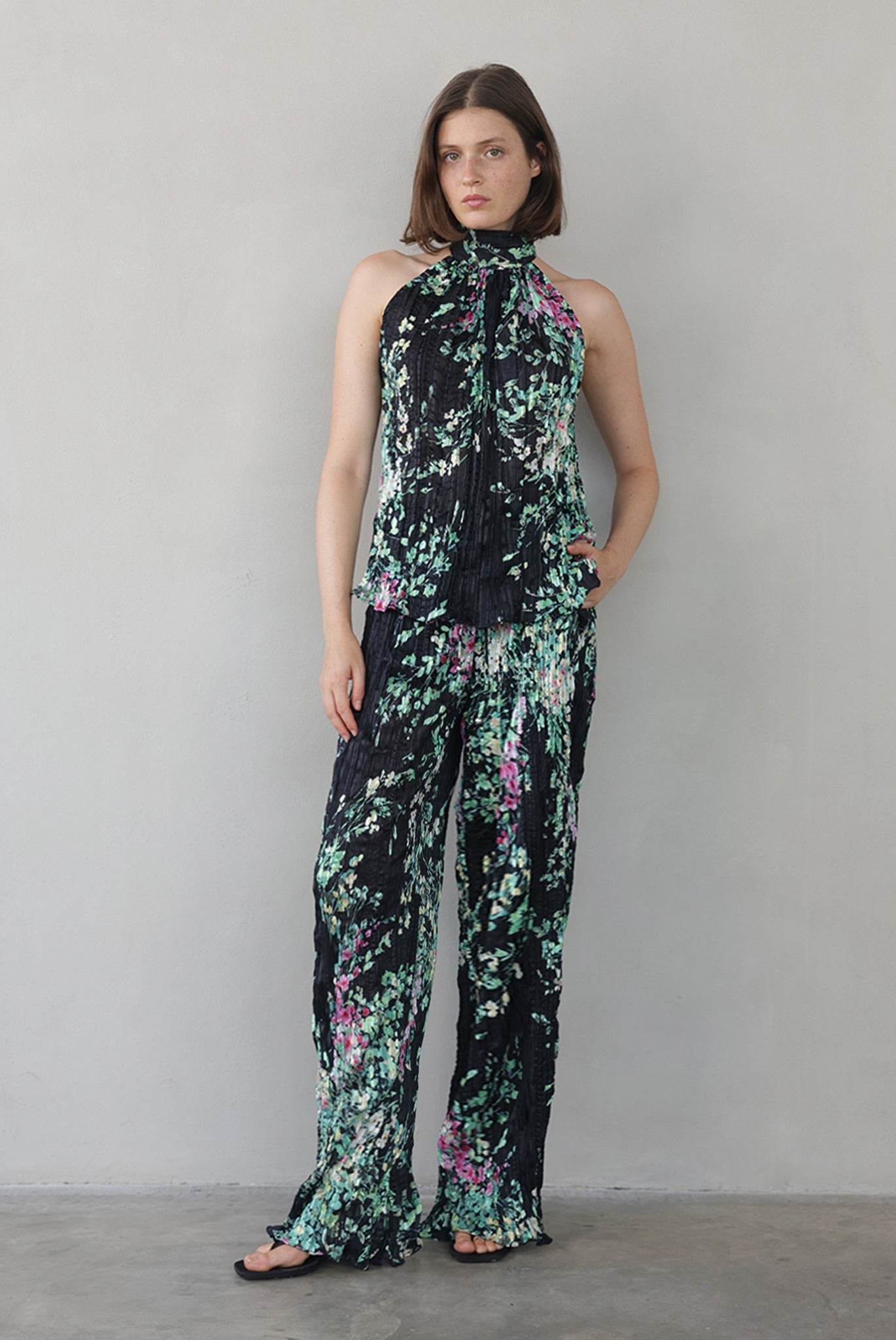 SABINA MUSAYEV - floral_print_black_print_summer_26