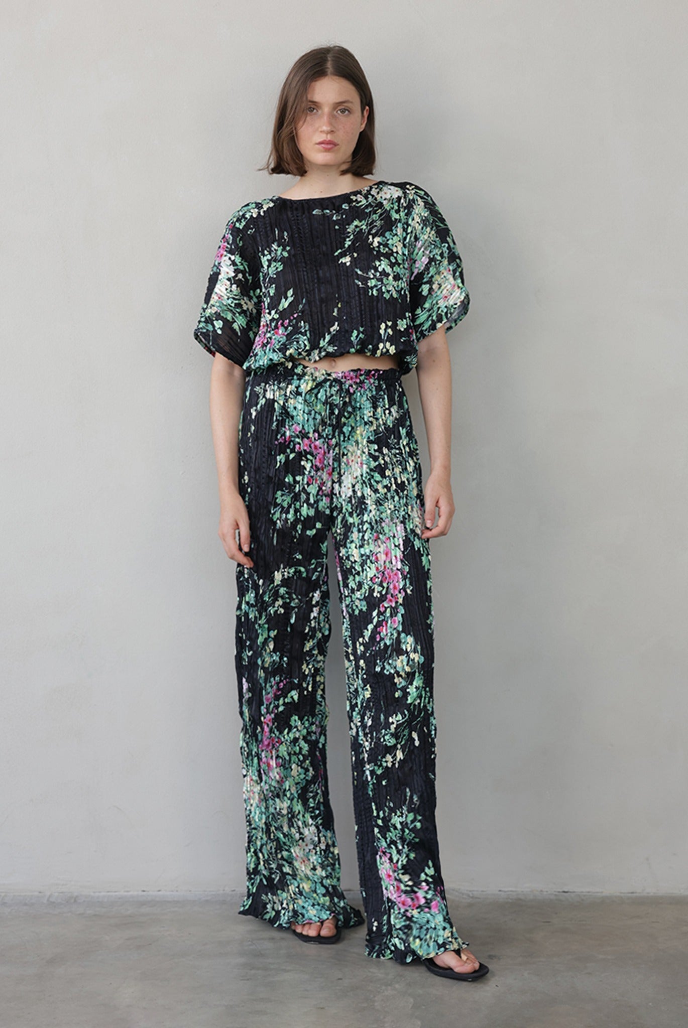 SABINA MUSAYEV - floral_print_black_print_summer_26
