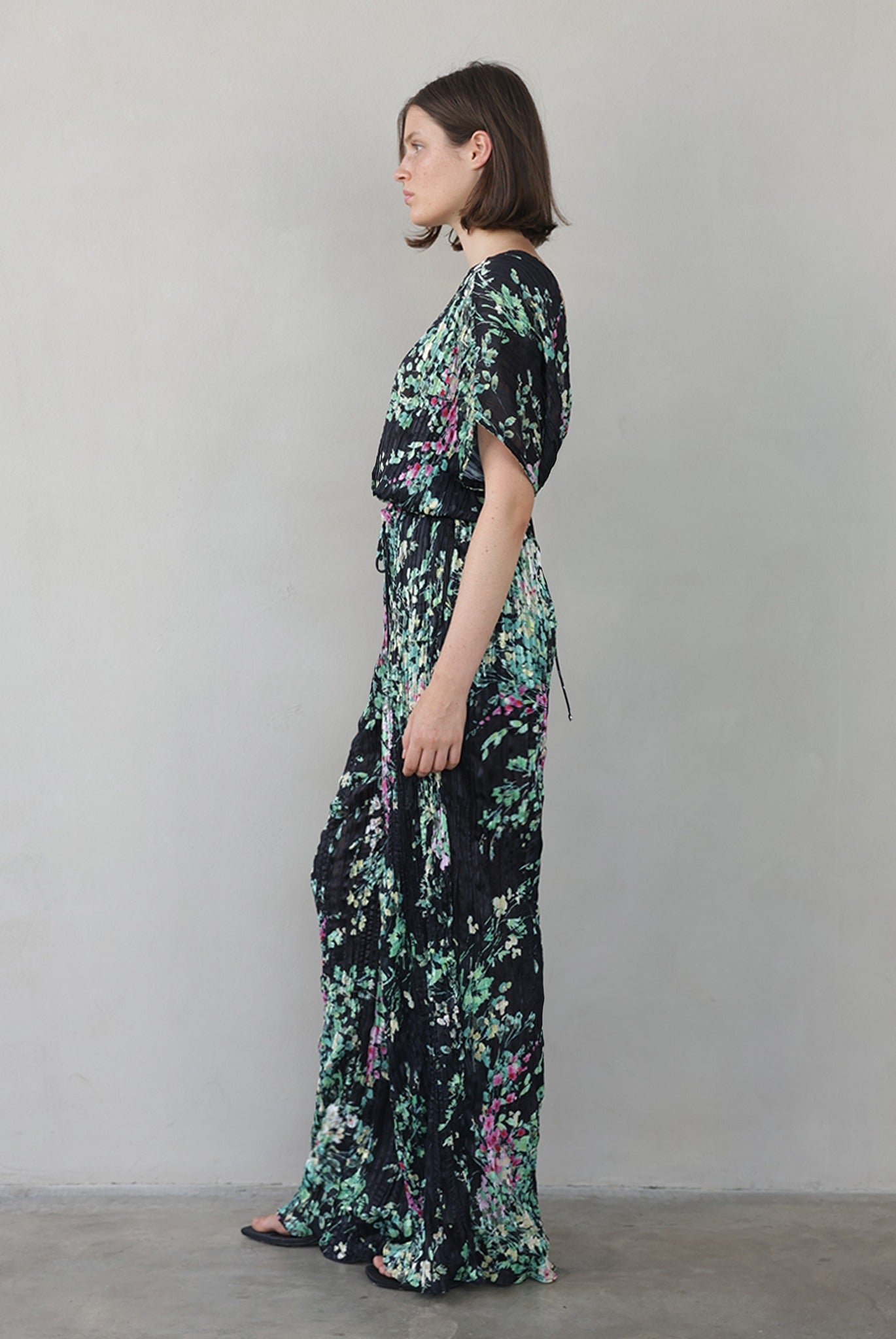 SABINA MUSAYEV - floral_print_black_print_summer_26