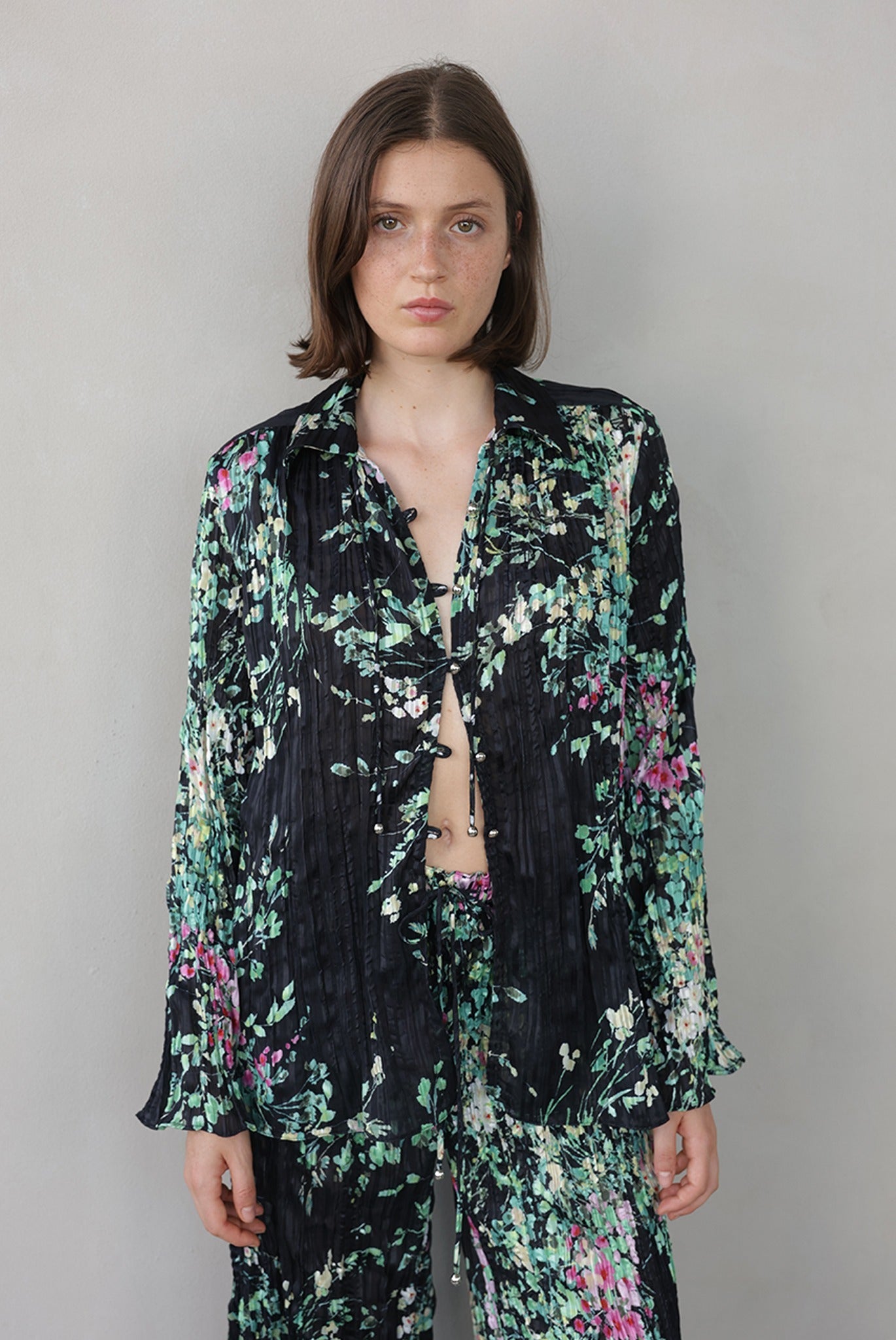 SABINA MUSAYEV - floral_print_black_print_summer_26