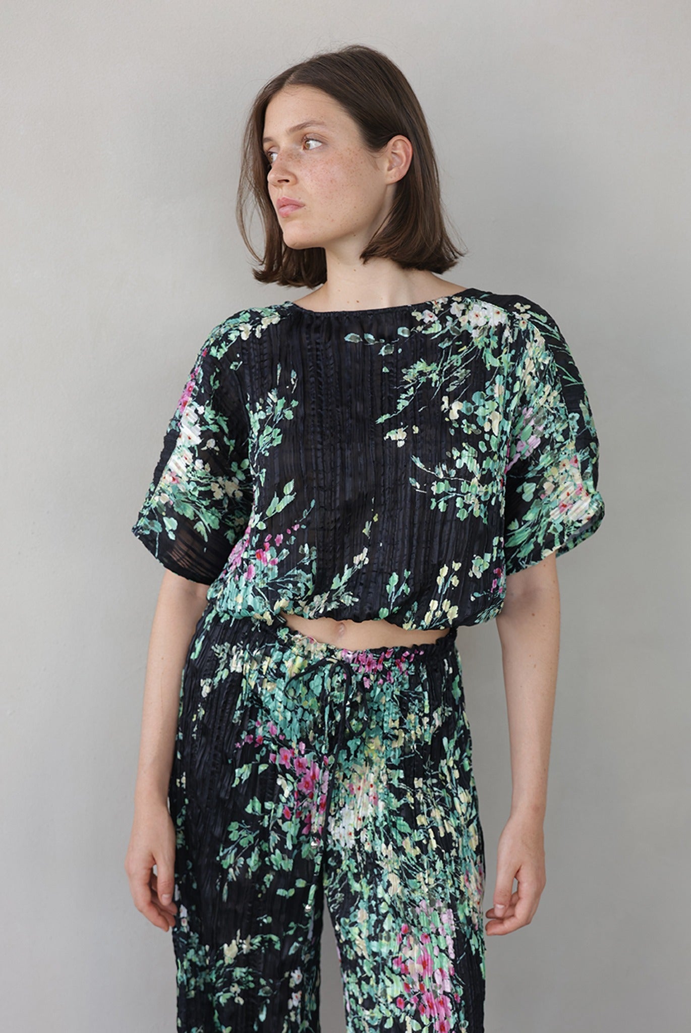 SABINA MUSAYEV - floral_print_black_print_summer_26