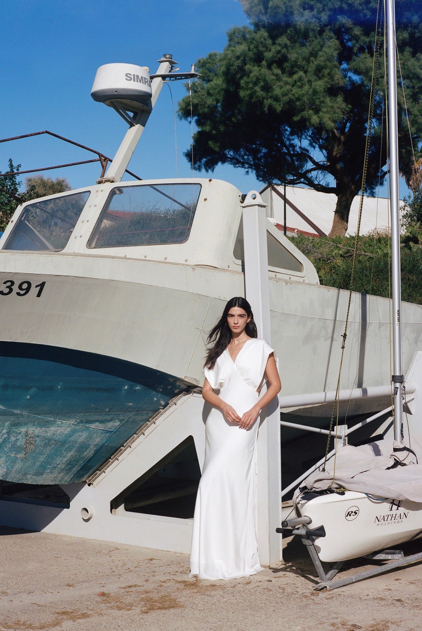 SABINA MUSAYEV - satin_crepe_off_white_bridal_26