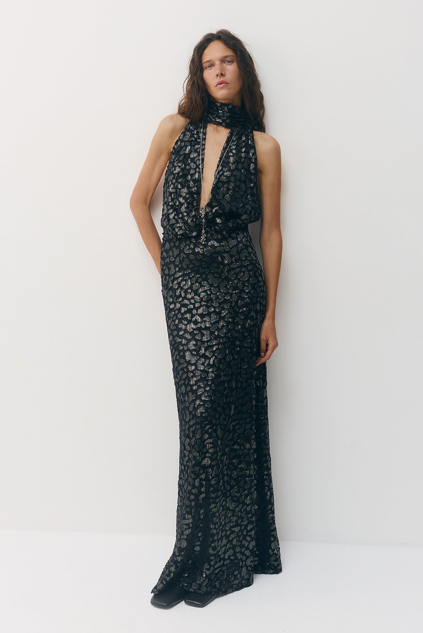 SABINA MUSAYEV - devore_w_foil_midnight_silver_fw_26_27