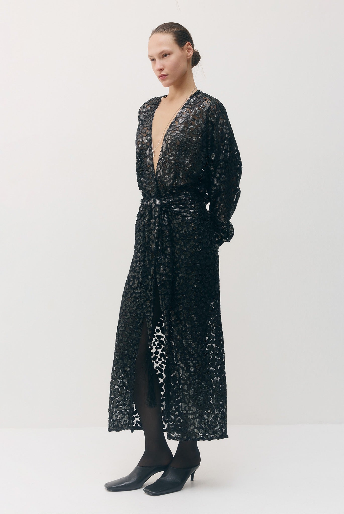 SABINA MUSAYEV - devore_w_foil_midnight_silver_fw_26_27