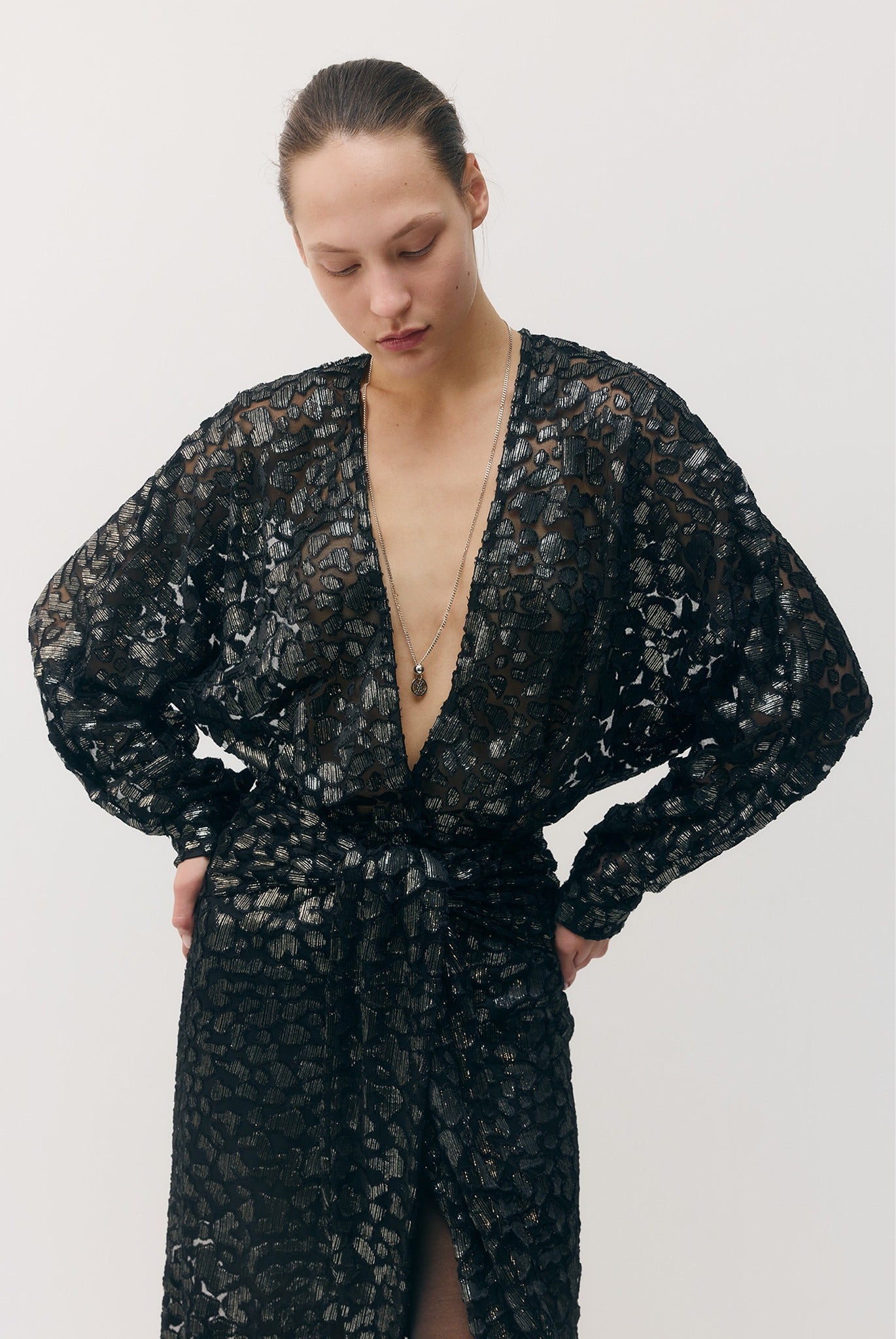 SABINA MUSAYEV - devore_w_foil_midnight_silver_fw_26_27