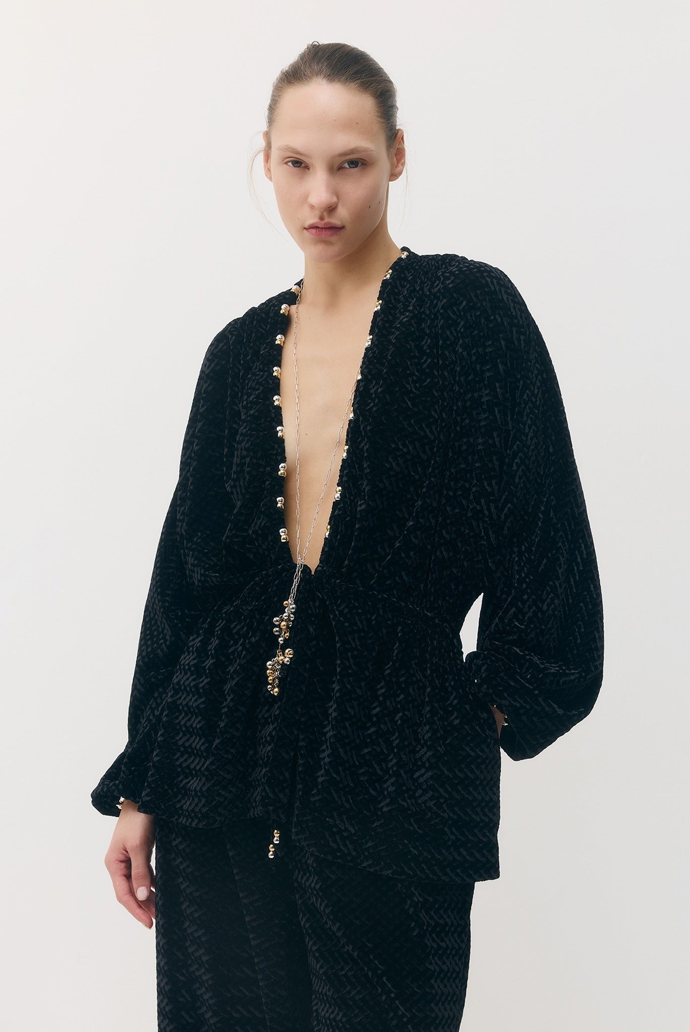 SABINA MUSAYEV - embossed_velvet_black_fw_26_27
