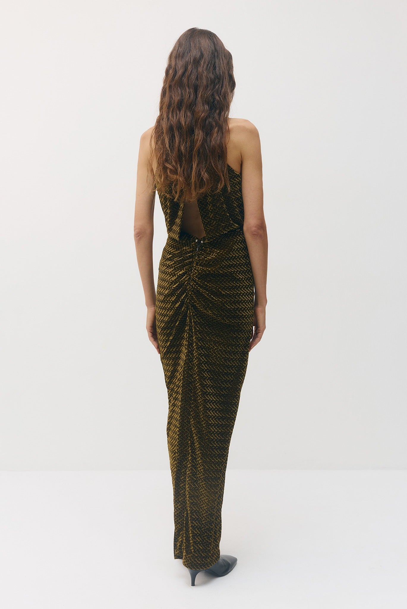 SABINA MUSAYEV - embossed_velvet_olive_fw_26_27