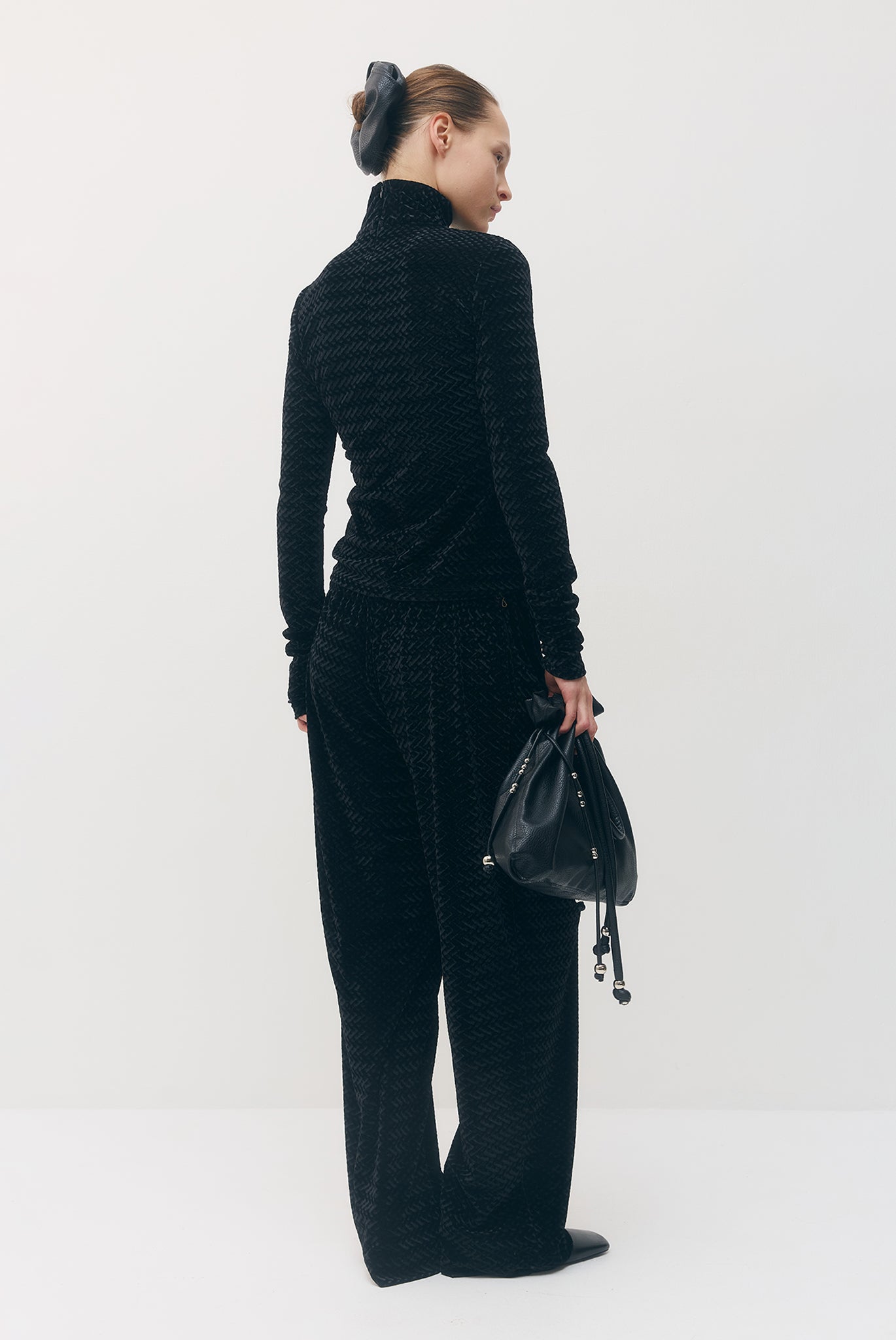 SABINA MUSAYEV - embossed_velvet_black_fw_26_27