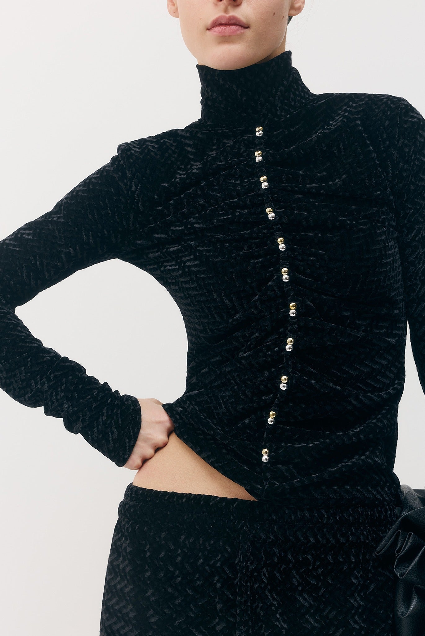 SABINA MUSAYEV - embossed_velvet_black_fw_26_27